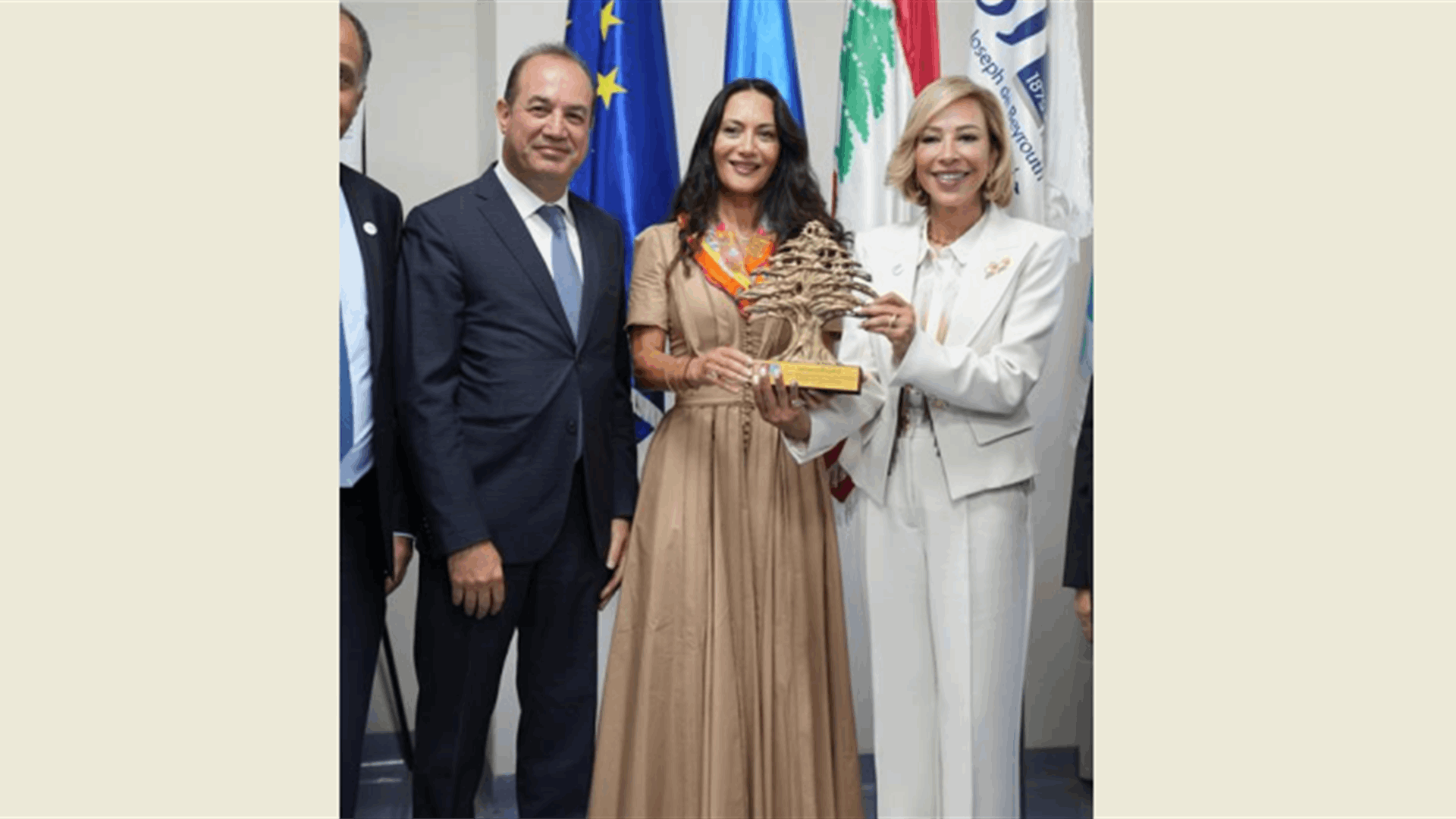 اللبنانية الأولى زارت مركز سرطان المرأة في مستشفى أوتيل ديو