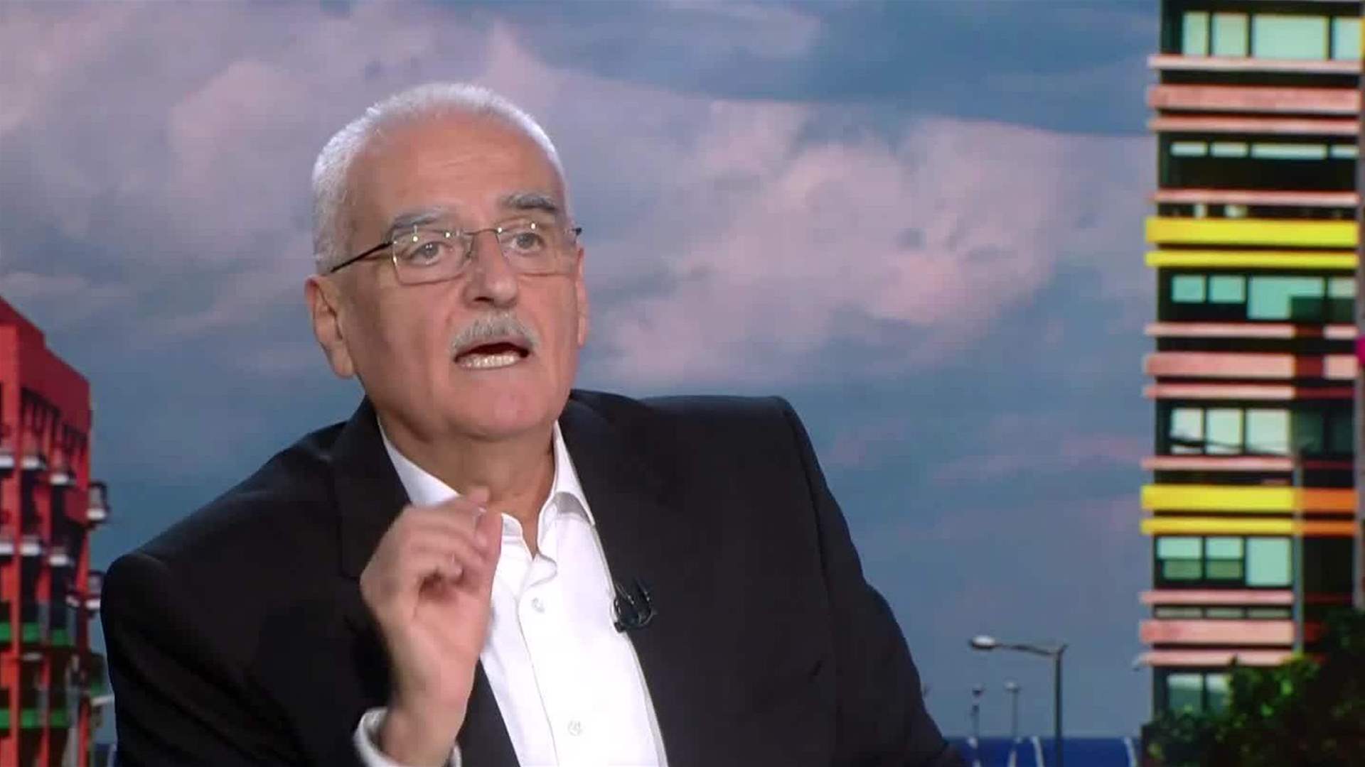 النائب غياث يزبك للـLBCI: الأداء الذي يقوم به الحزب اليوم دعوة مجانية لإسرائيل للقيام بالمزيد من العنف في لبنان