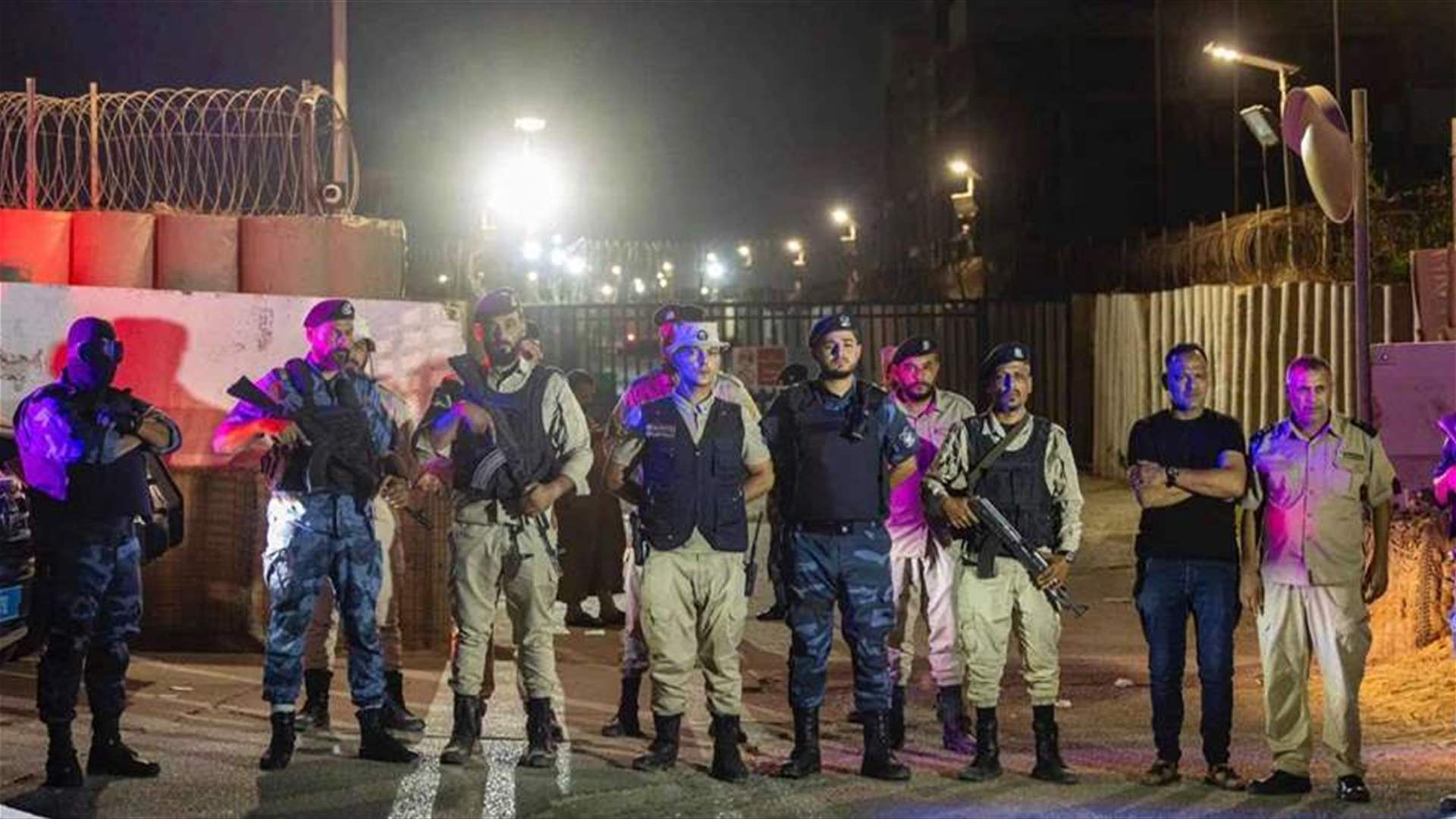 وكالة: مسلحون يهاجمون دورية للشرطة في جنوب شرق إيران