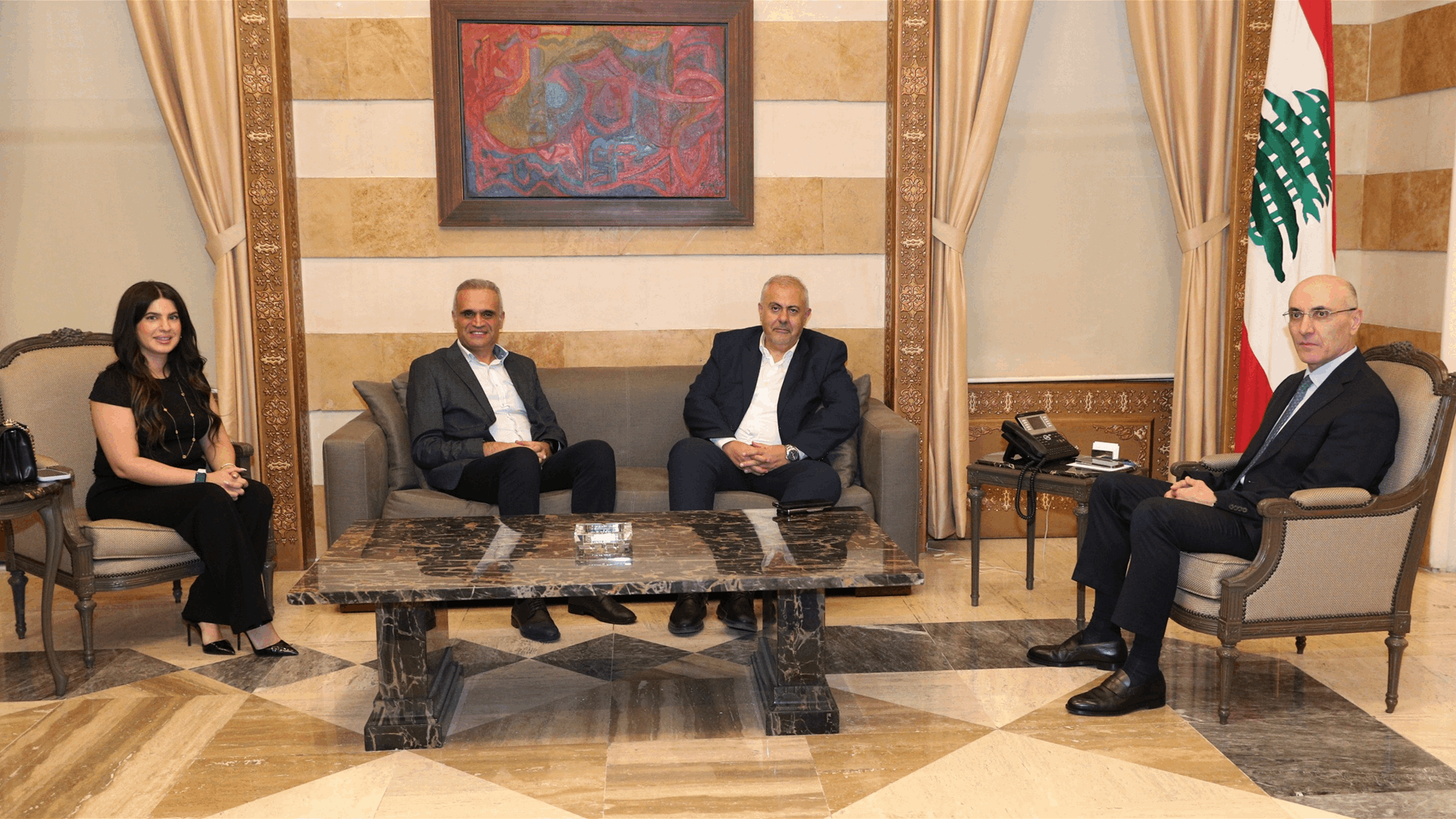 وزير الداخلية عرض مع وفد من صندوق النقد شؤونا إصلاحية واستقبل الخير والحشيمي ومفتي عكار وعقد اجتماعا مع هيئة إدارة السير والآليات