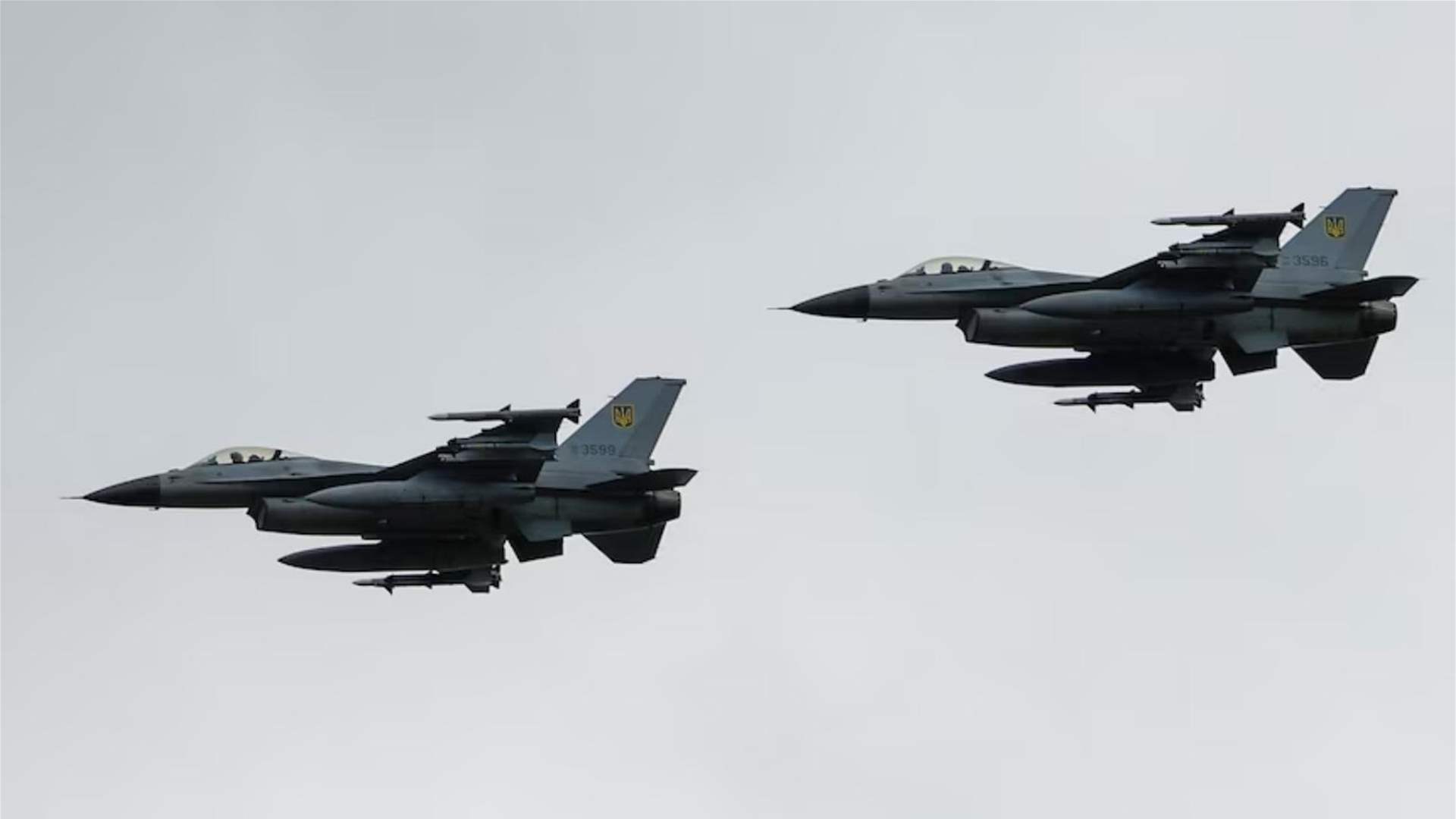 Polish F-16 fighter jet crashes killing pilot ahead of air show