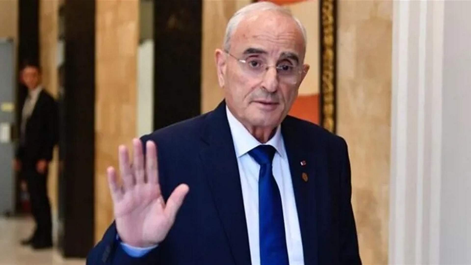 وزير الدفاع: الجيش اللبناني يقدّم أغلى التضحيات دفاعًا عن الاستقرار في الجنوب