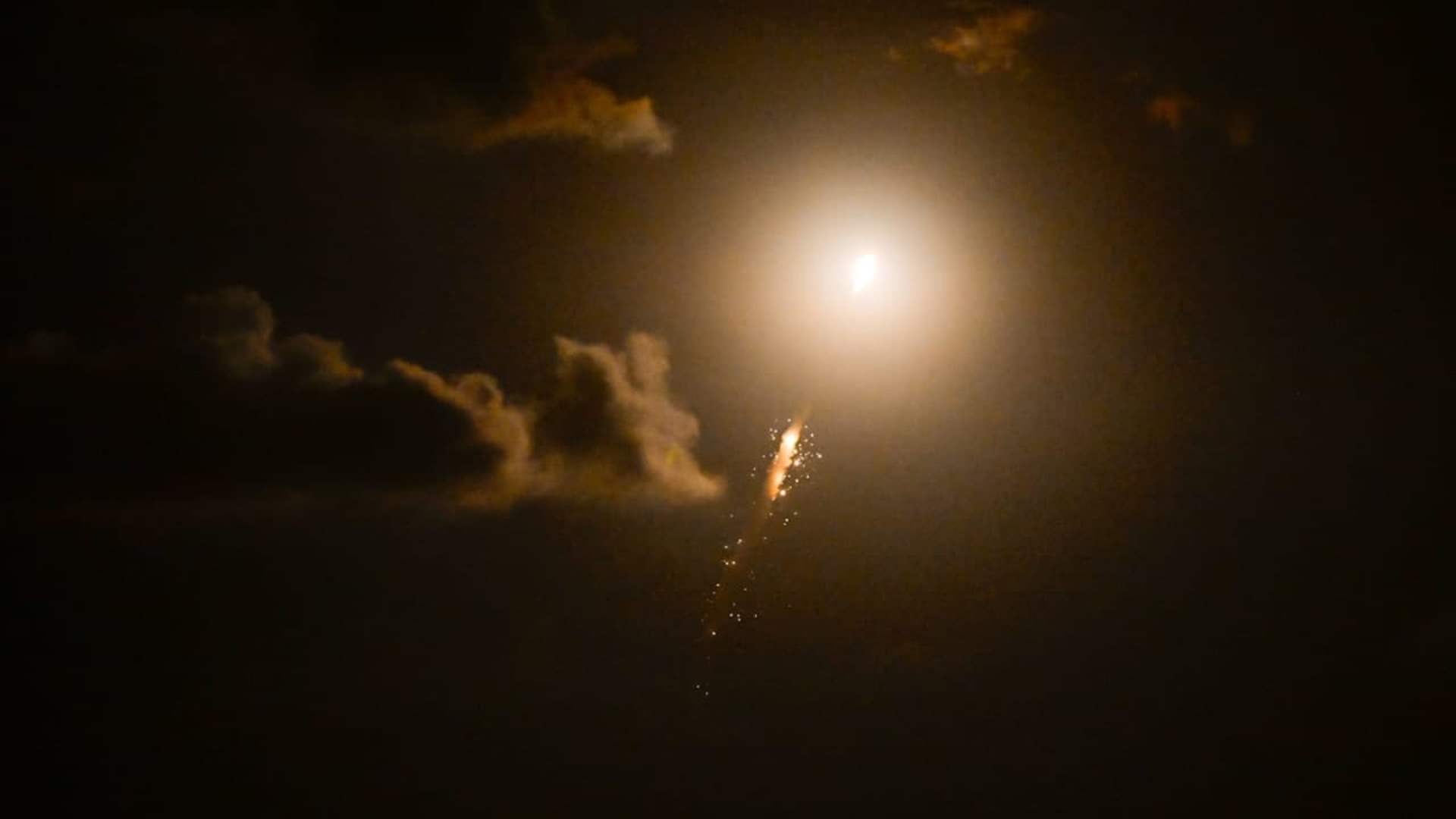 Israel launches new spy satellite as a &#39;warning&#39; to rivals