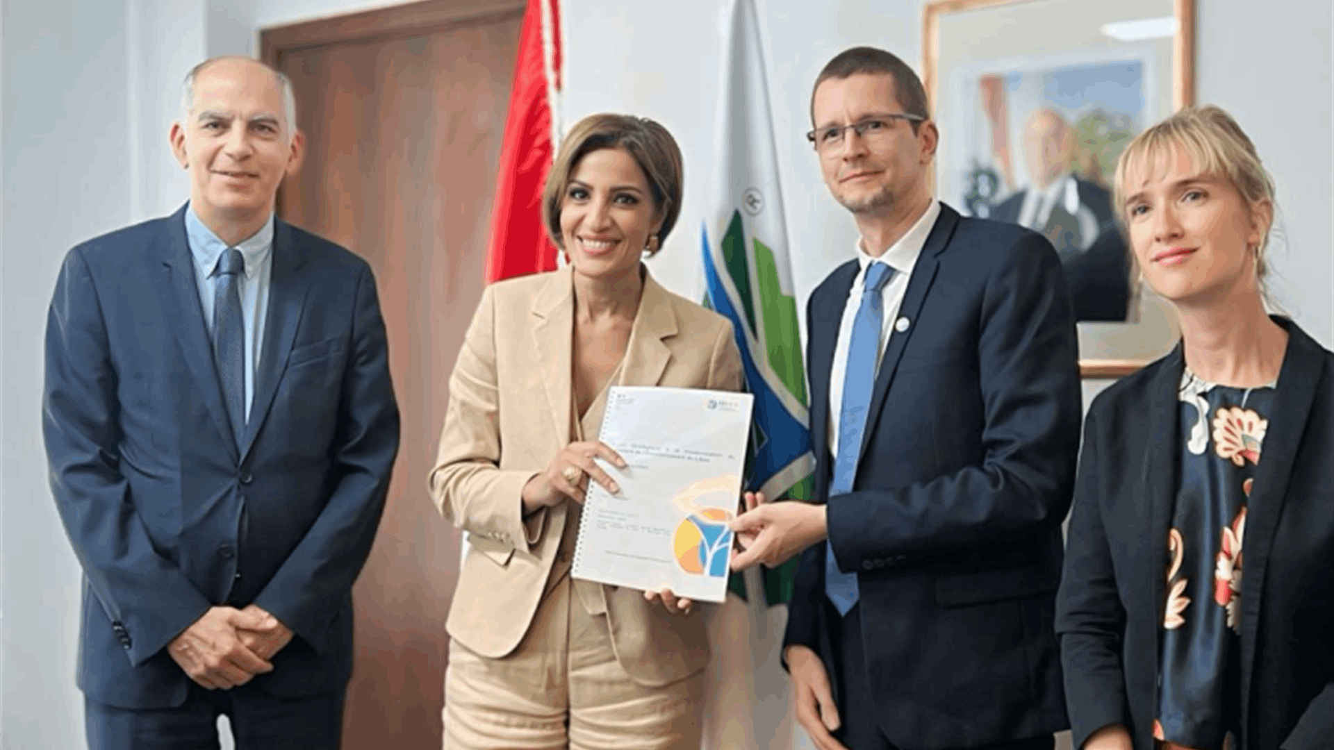 الزين تسلمت من فابيان بالول تقريرًا إستراتيجيا حول تحديث هيكلية وزارة البيئة