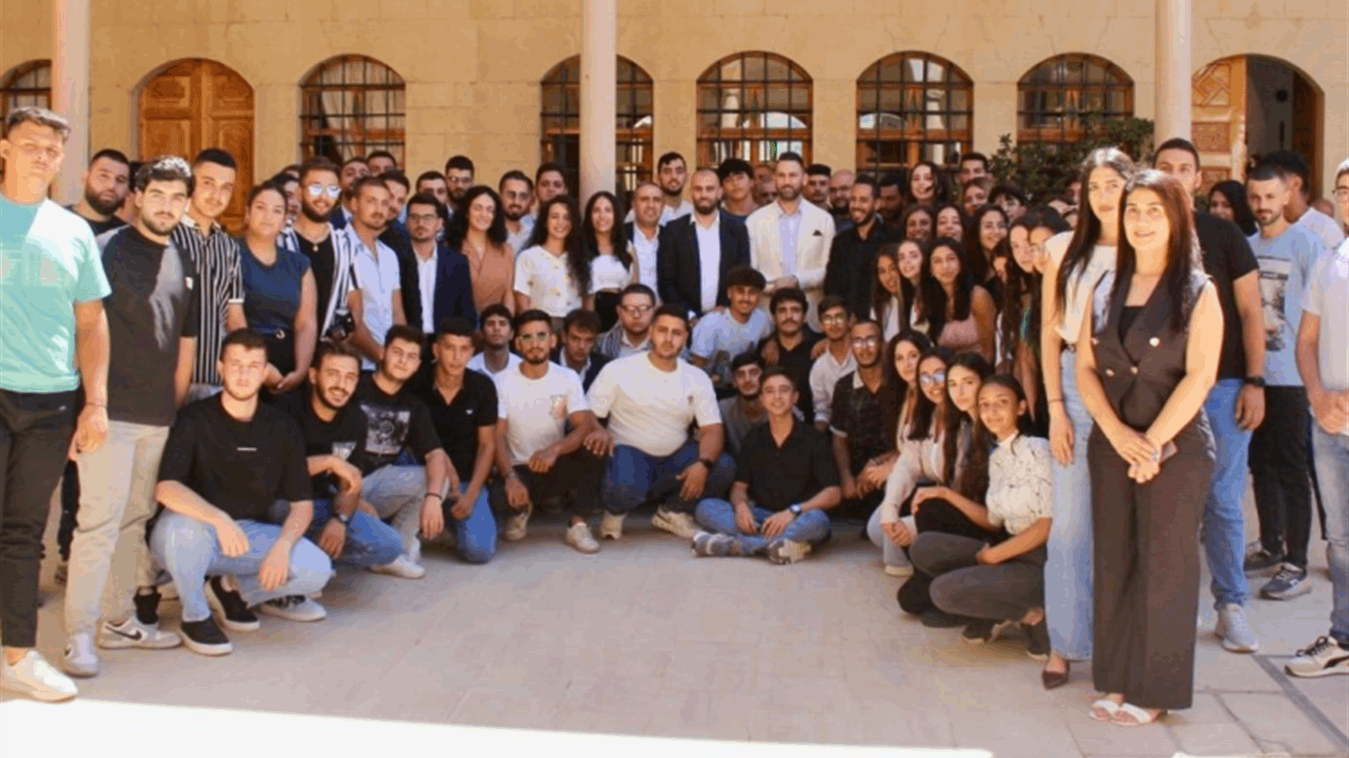 النائب جنبلاط إلتقى الأباتي سمعان وعرض مع وفود مطالب وإحتياجات خدماتية وحياتية