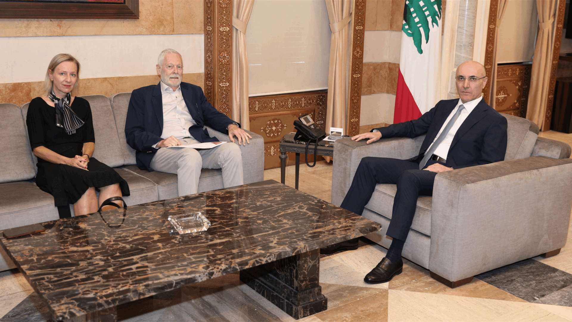 وزير الداخلية عرض مع دمشقية وكلاوس أوضاع اللاجئين الفلسطينيين في لبنان والتقى شقير