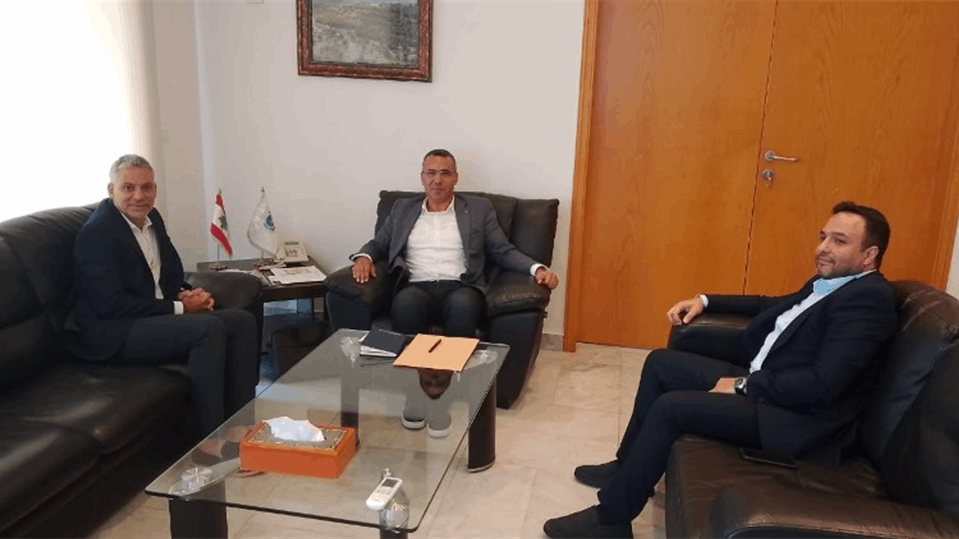 هاني استقبل نقيب المهندسين في بيروت: وزارة الزراعة ماضية في سياسة الإصلاح والتحديث بما يحمي البيئة ويخدم المزارع