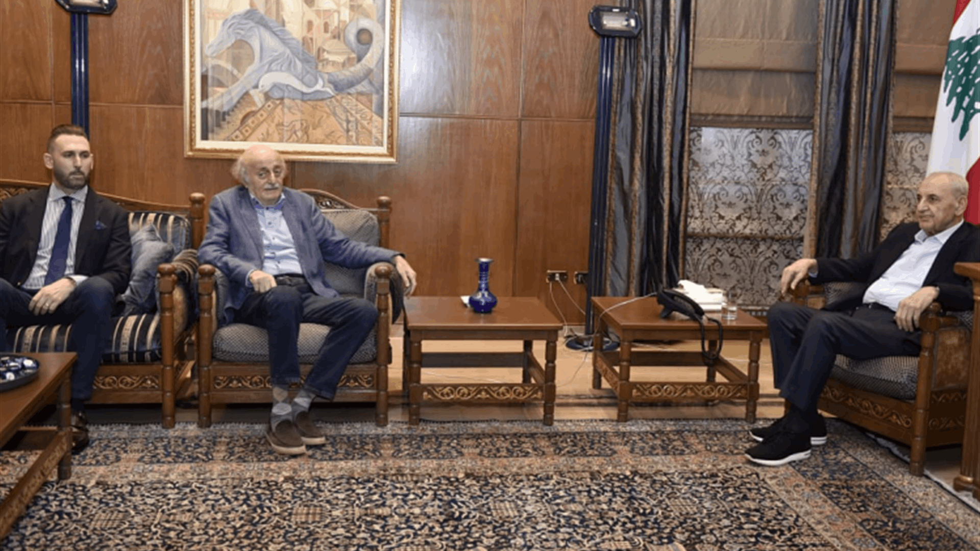 بري بحث مع جنبلاط ورئيس التقدمي الأوضاع في لبنان والمنطقة