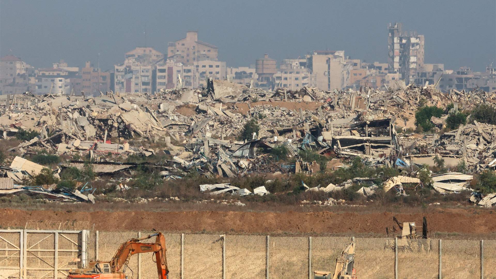 WHO chief says Gaza hospitals on &#39;brink of collapse&#39;