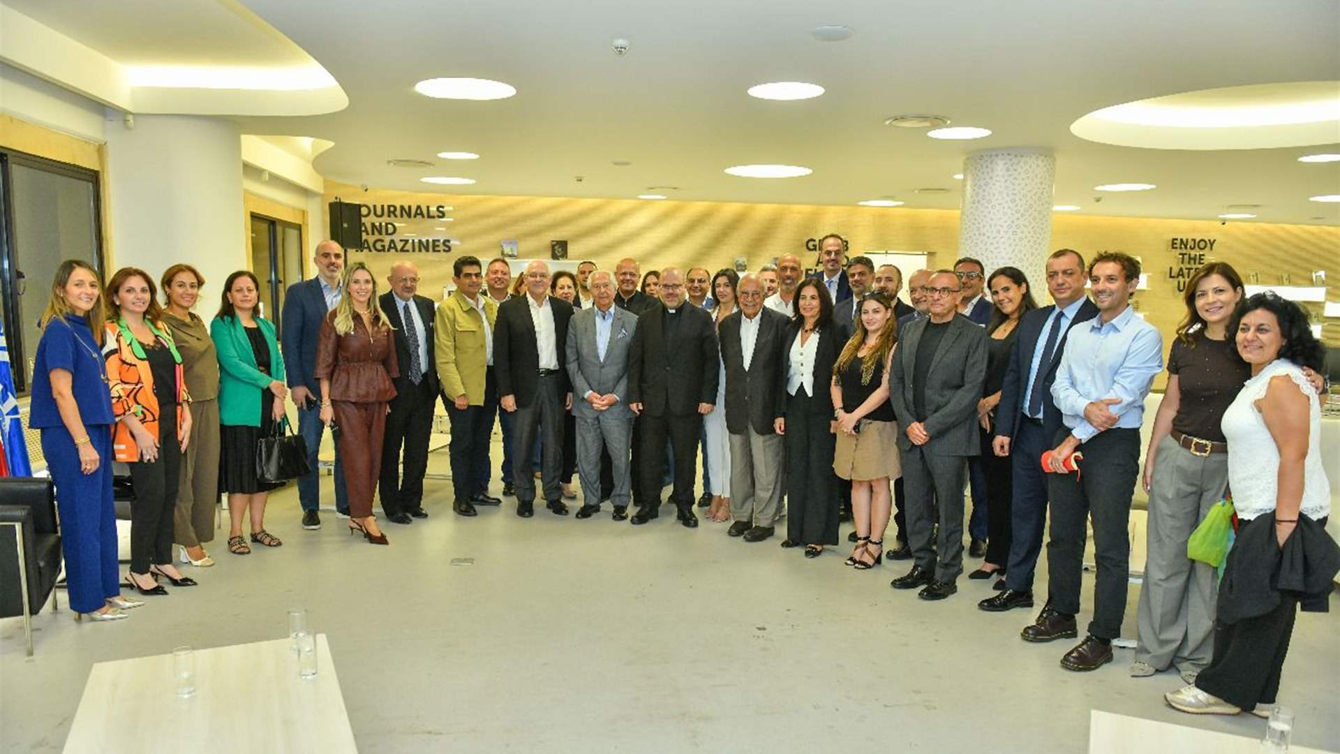 جامعة الروح القدس تطلق سلسلة &quot;Sunset Stories Executive Talk&quot; لتعزيز الشراكة مع قطاع الأعمال 