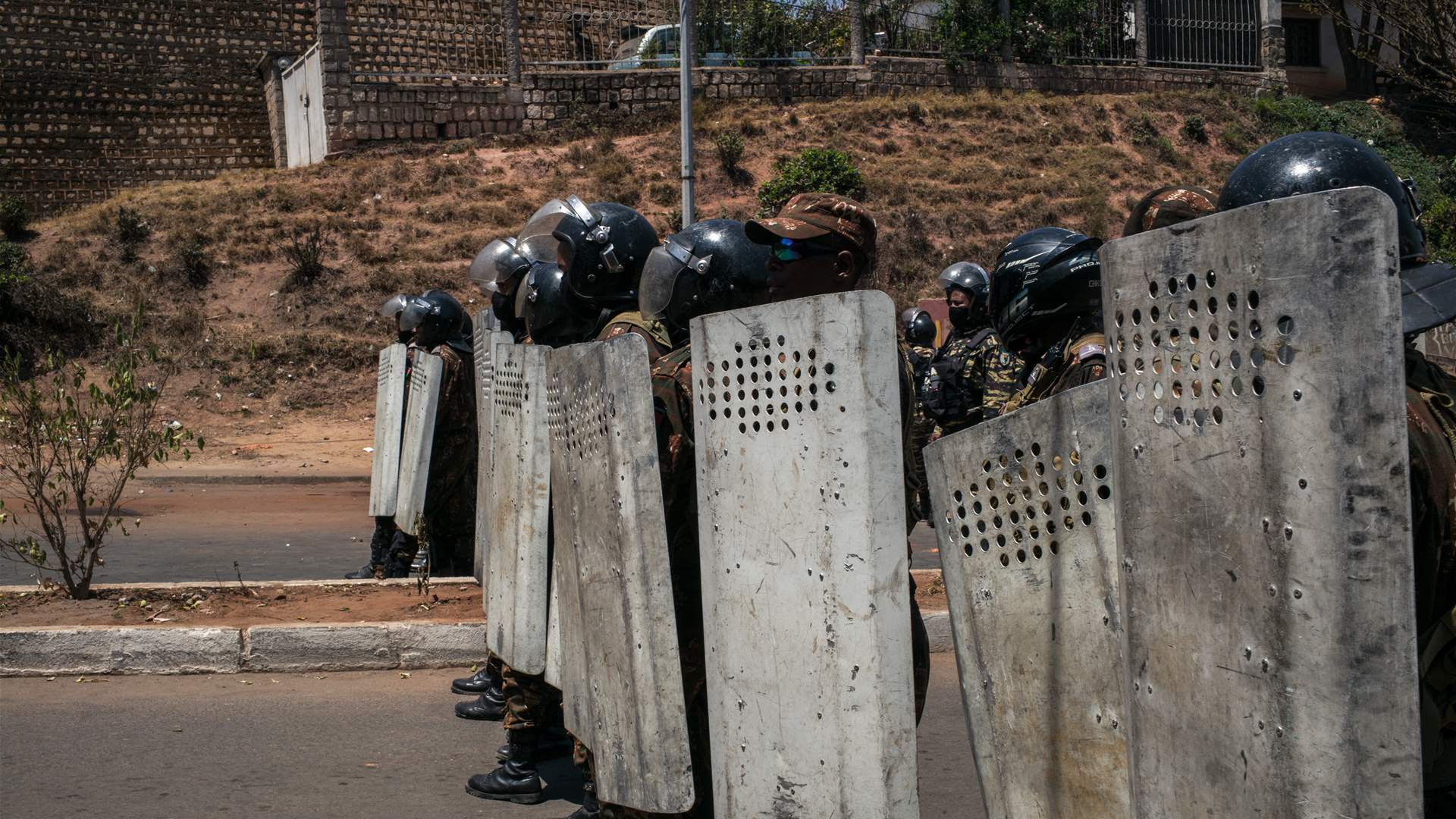 Madagascar&#39;s president sacks government following deadly protests