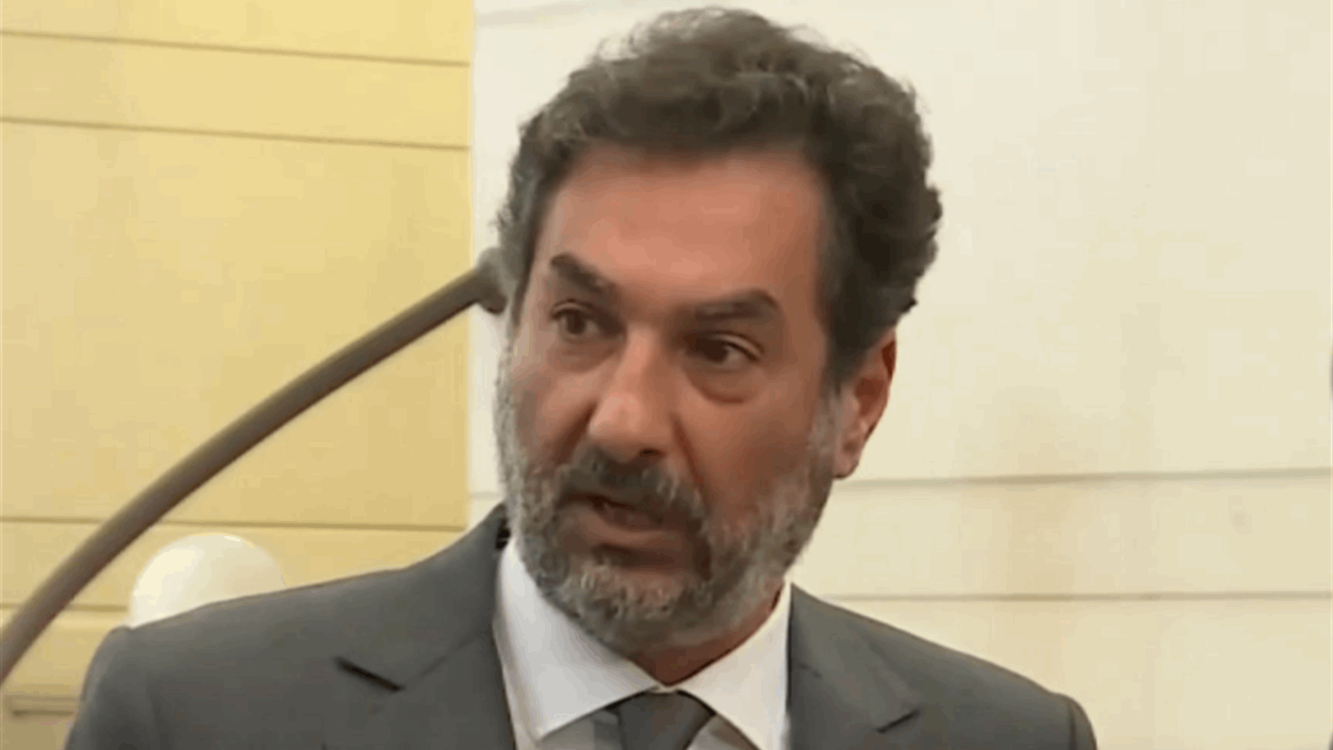 الصادق: انسحبنا رفضًا لتغييب مناقشة قانون انتخاب غير المقيمين وتحييد مجلس النواب عن قرارات مصيرية