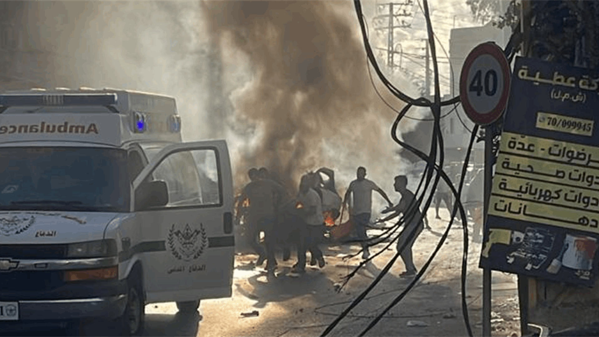 الوكالة الوطنية للإعلام: سقوط إصابات باستهداف اسرائيلي لسيارة في بلدة كفرا في بنت جبيل