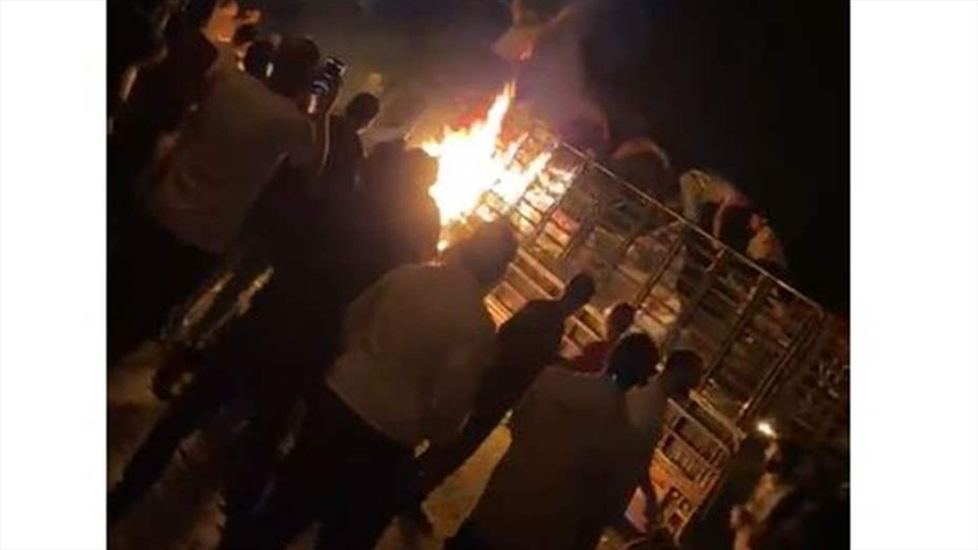 الجيش اللبناني يوقف &quot;بيك آب&quot; في وادي خالد… وإطلاق نار في الهواء لتفريق الأهالي