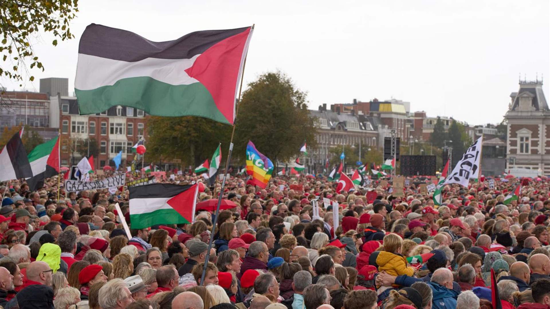 Hundreds of thousands protest in Amsterdam against Gaza war