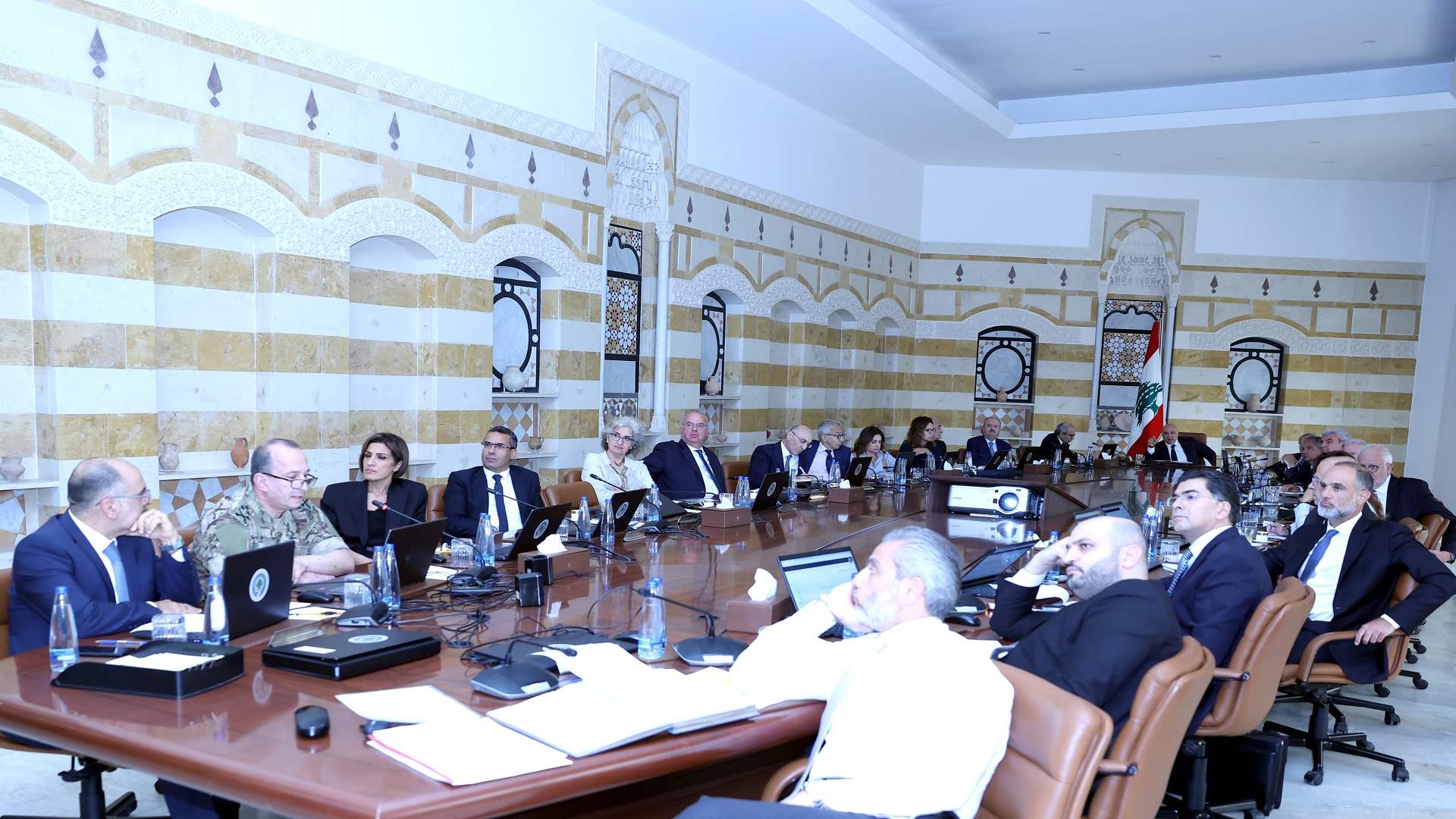 العماد رودولف هيكل قدم عرضا تفصيليا للمرحلة الأولى من خطة الجيش... وهذا ما كشفته معلومات خاصة بالـLBCI