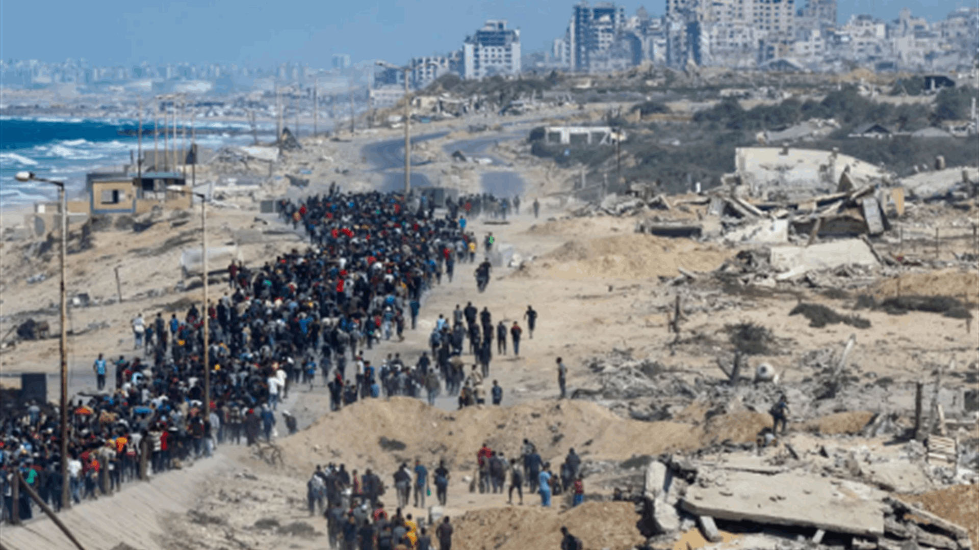 وقف إطلاق النار يدخل حيز التنفيذ في غزة وآلاف النازحين في طريق العودة لمنازلهم