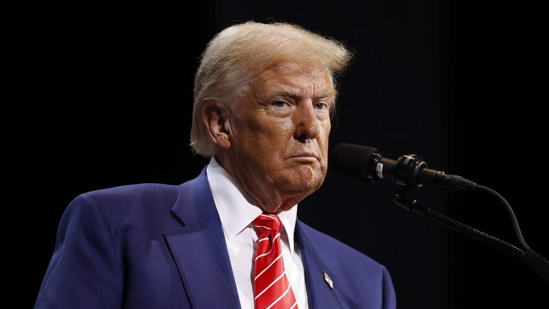 Trump says Palestinians should turn away from &#39;terror&#39;