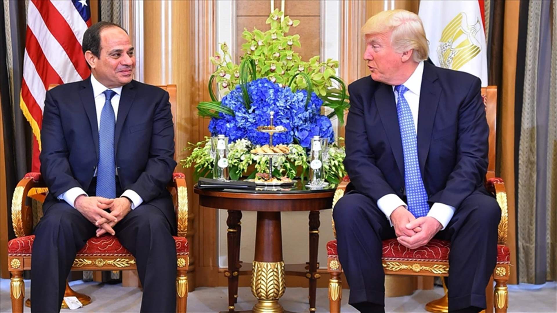 ترامب يقول إن السيسي أدى &quot;دورا بالغ الأهمية&quot; في المفاوضات مع حماس