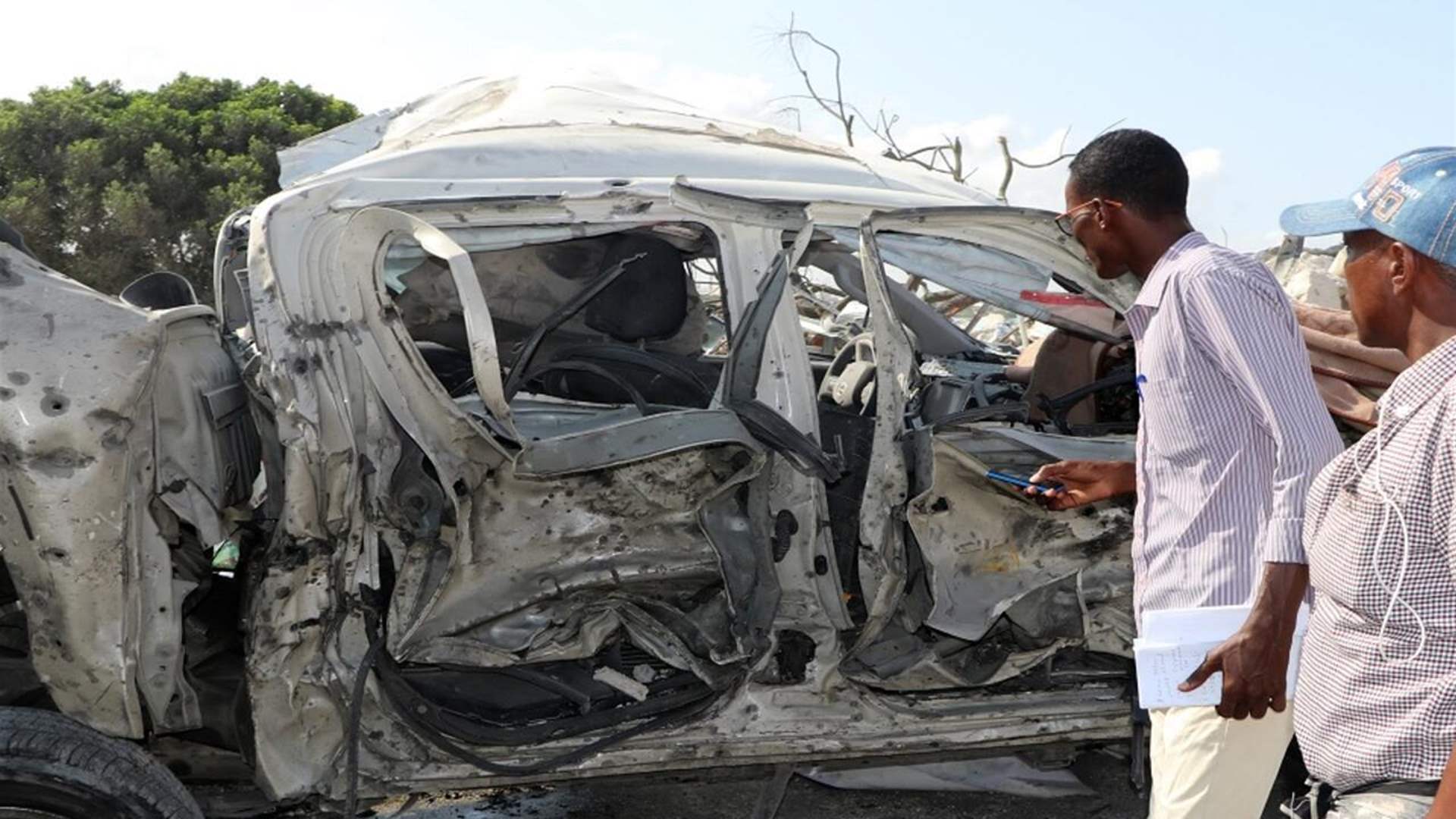 انفجار سيارة أمام مركز تجاريّ في الإكوادور