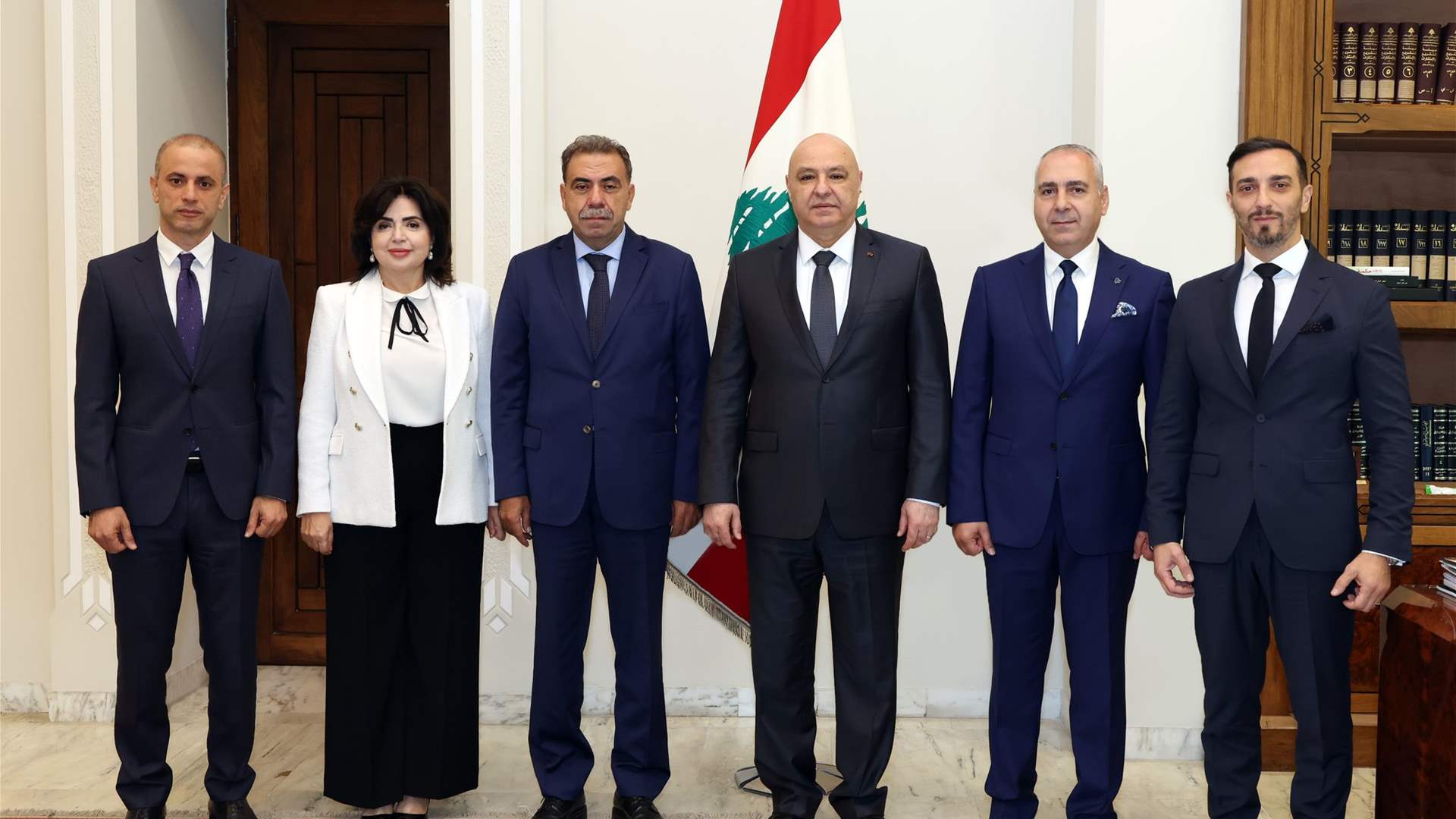 الرئيس عون يوجّه السفراء الجدد إلى تعزيز العلاقات الثنائية ومتابعة شؤون الجاليات اللبنانية