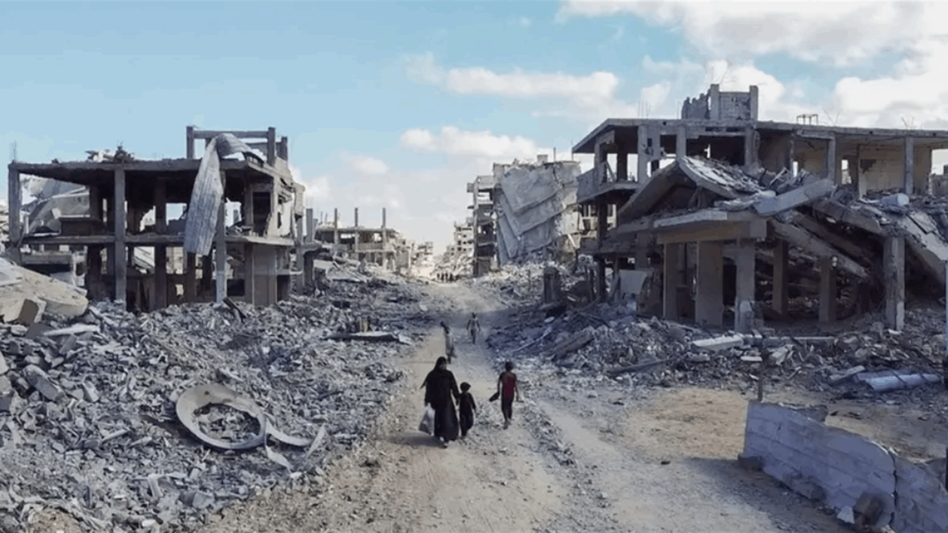 Israeli official says Hamas breached ceasefire with &#39;multiple attacks&#39; on troops