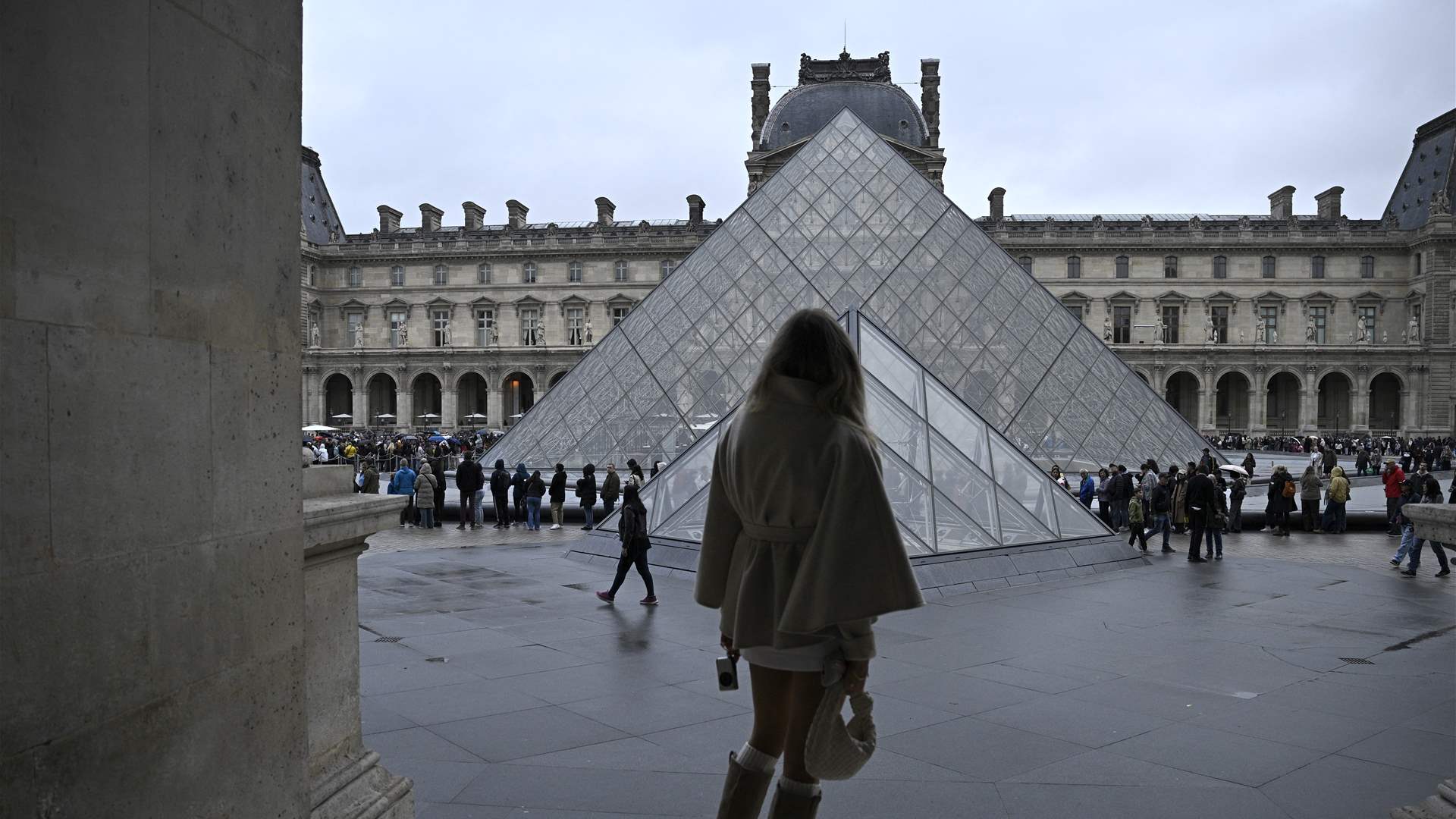 Israel intel firm says contacted by Louvre to help in stolen jewel search