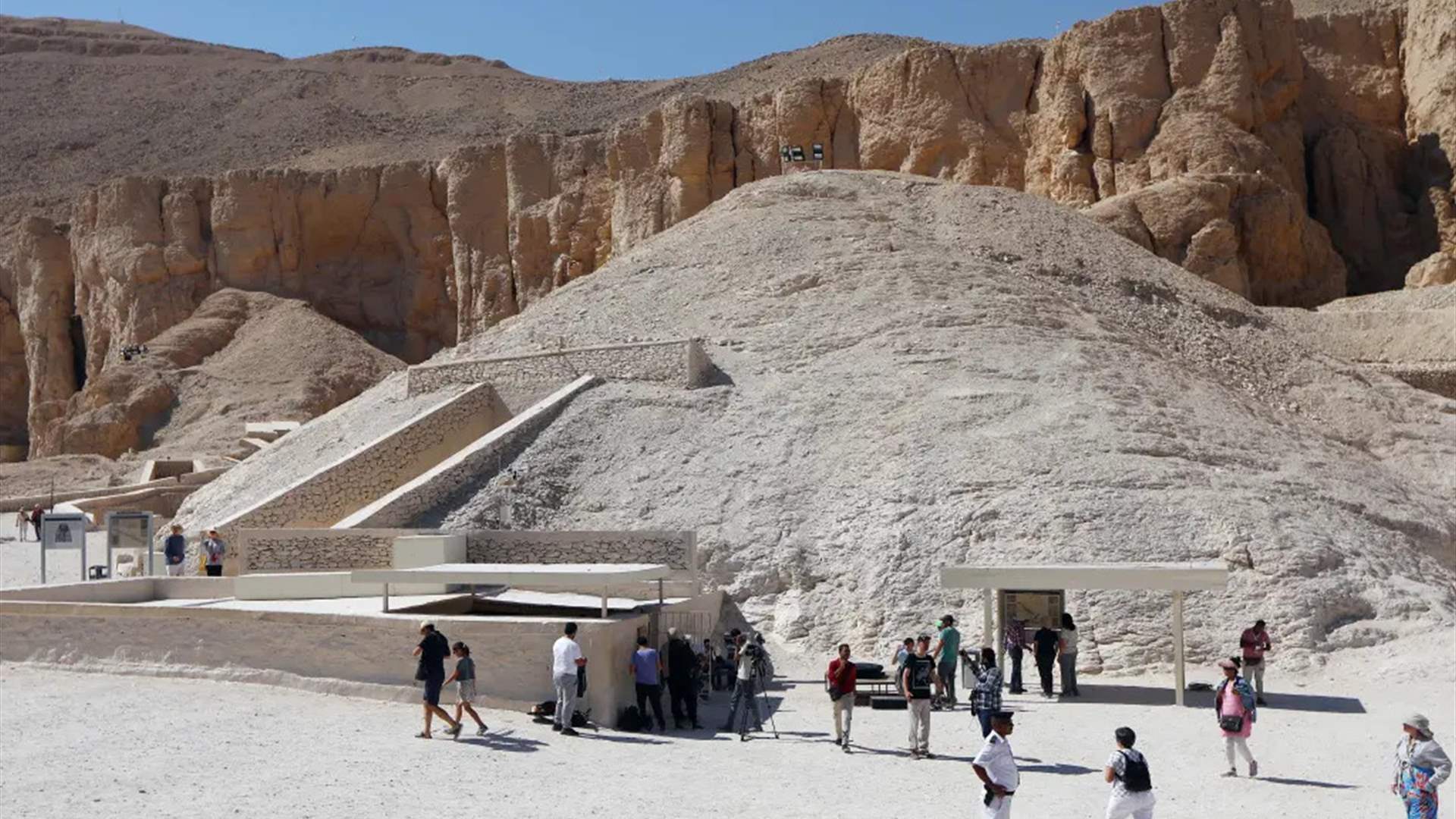 شقوق وأضرار كبيرة... مقبرة توت عنخ آمون مهددة بالإنهيار: هذا ما حذّر منه العلماء!