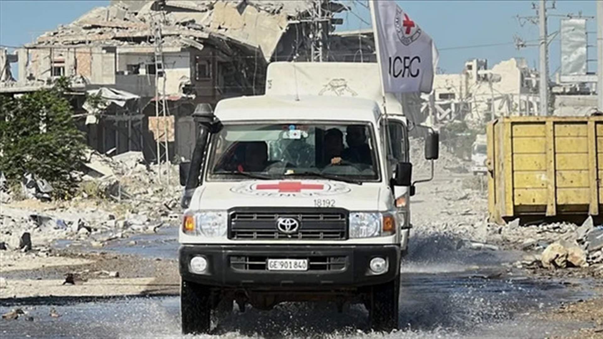 إسرائيل تقول إن رفات سلّمتها حماس تعود لرهينة سبق للجيش استرجاعه