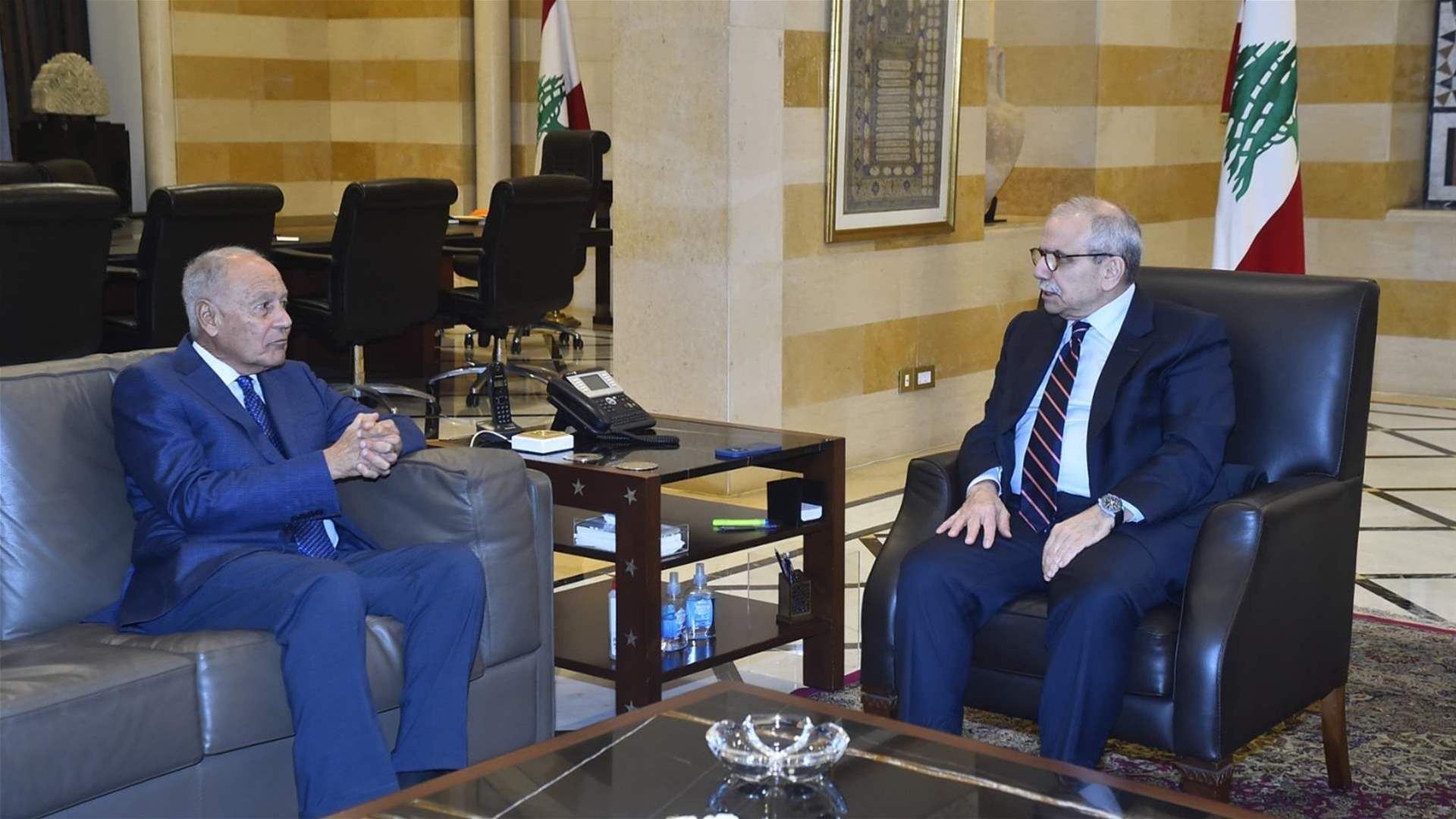 نواف سلام استقبل أبو الغيط... وهذا ما جرى عرضه