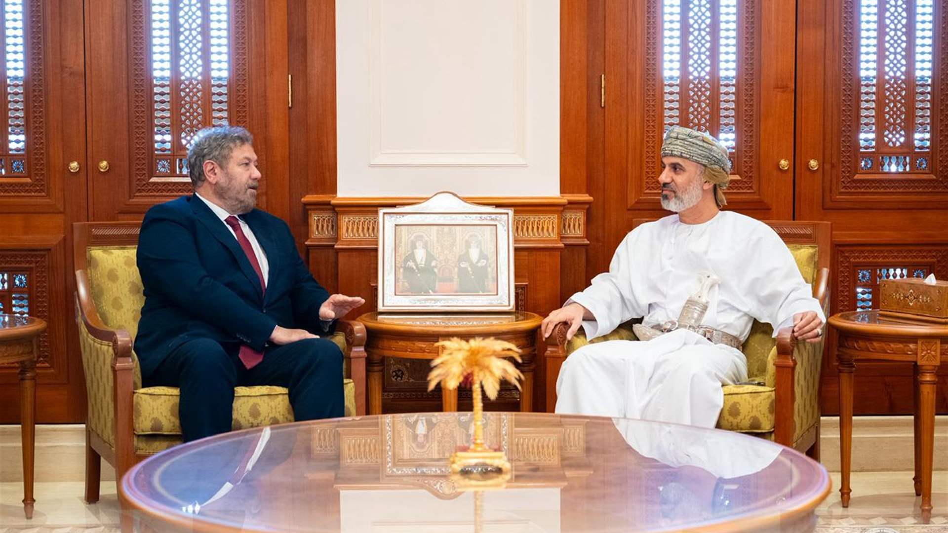 لقاءات لافرام في عُمان لتعزيز فرص الاستثمار وتبادل الخبرات التشريعيّة