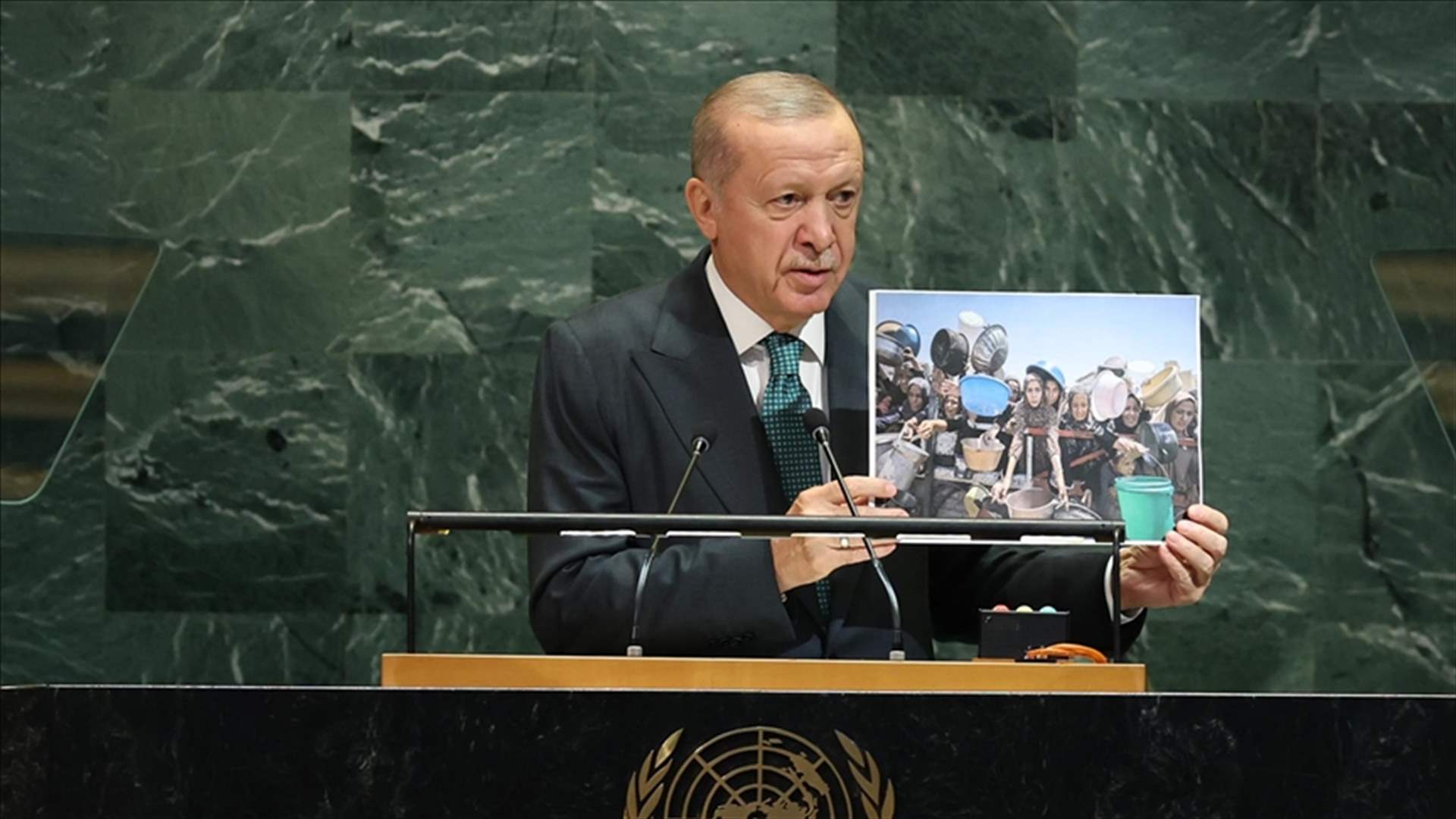 أردوغان للمستشار الألماني: ألا ترى أن إسرائيل تمارس إبادة جماعية في غزة؟