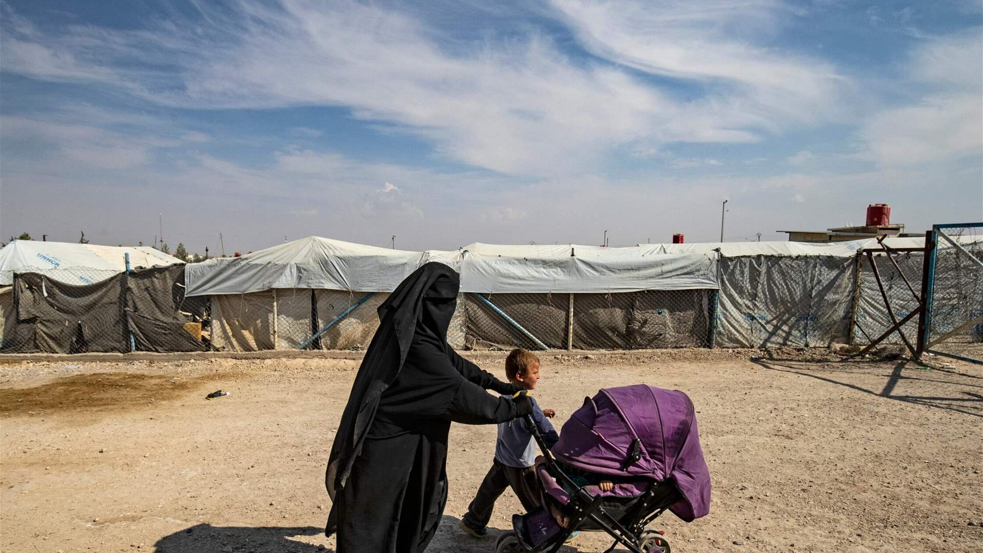 Lebanon, SDF hold talks on repatriating 11 women from Syria’s al-Hol camp