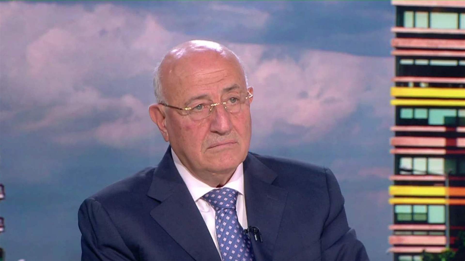 العريضي ينتقد &quot;حزب الله&quot; ويدعو إلى استراتيجية دفاعية وطنية