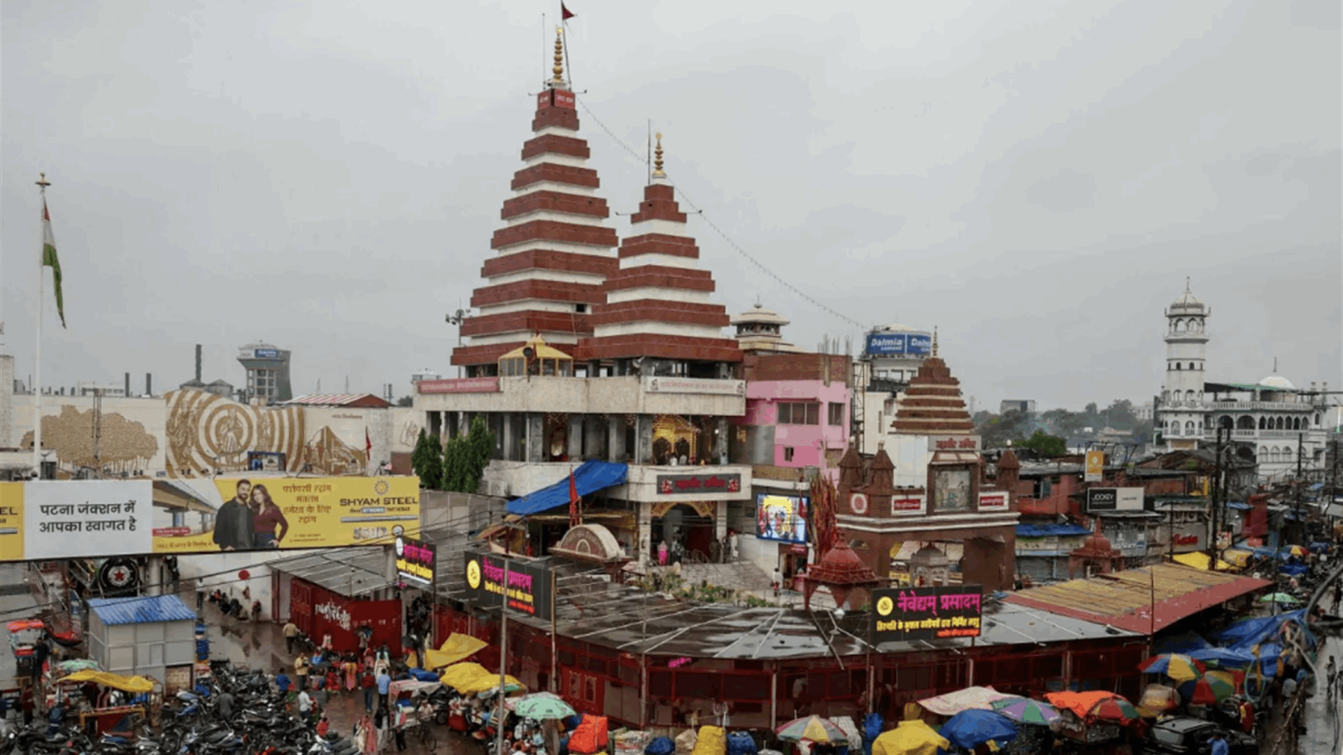 مقتل 9 وإصابة آخرين جراء تدافع في معبد بالهند