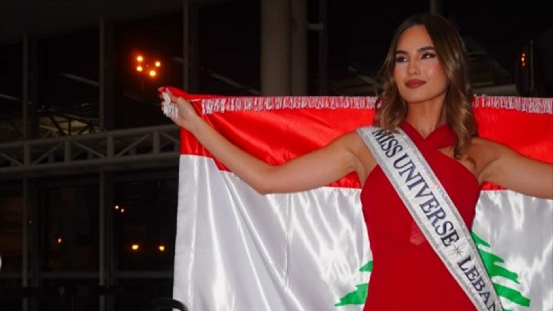 سارة لينا أبو جودة تصل إلى تايلند للمشاركة في ملكة جمال الكون... وهكذا علّقت (صور)