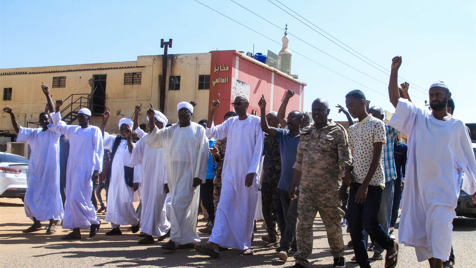 عشرات الآلاف يفرون من ولاية شمال كردفان السودانية مع اتساع نطاق المعارك 