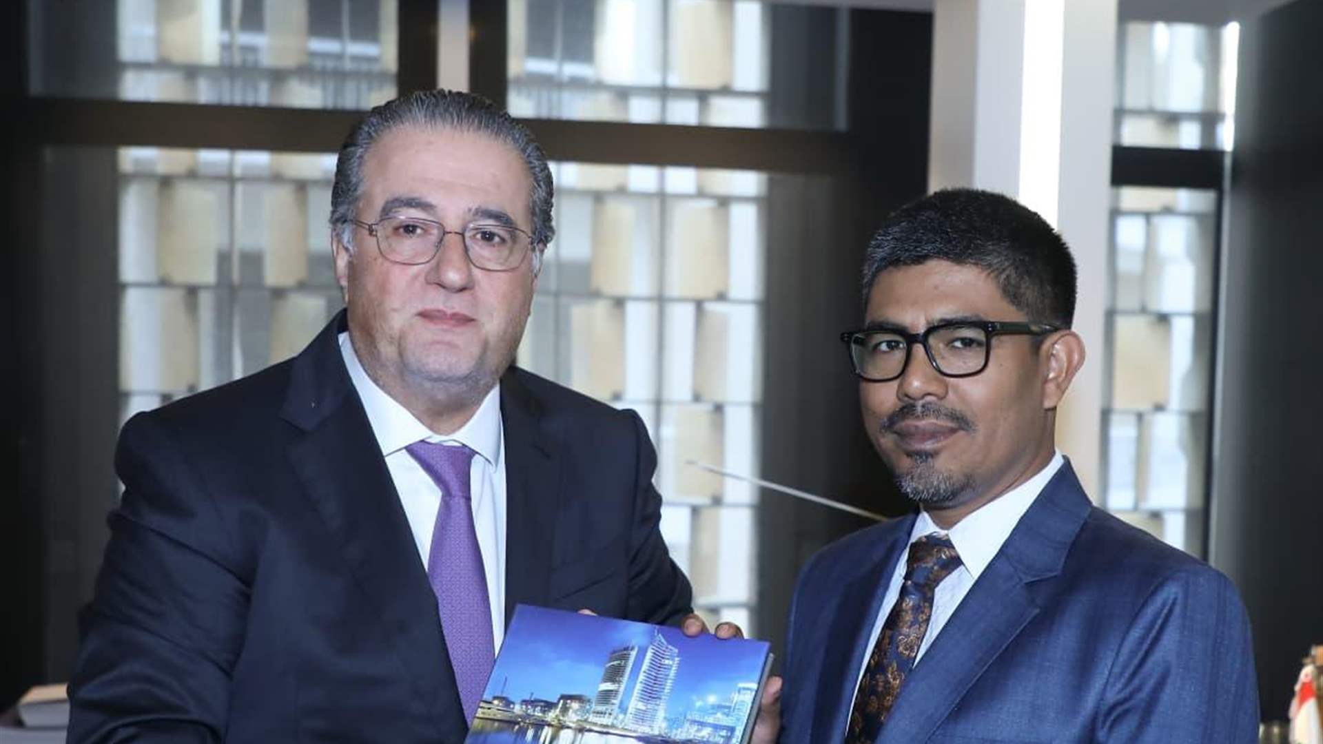 شقير يبحث مع سفير الهند سبل تنمية العلاقات الإقتصادية الثنائية