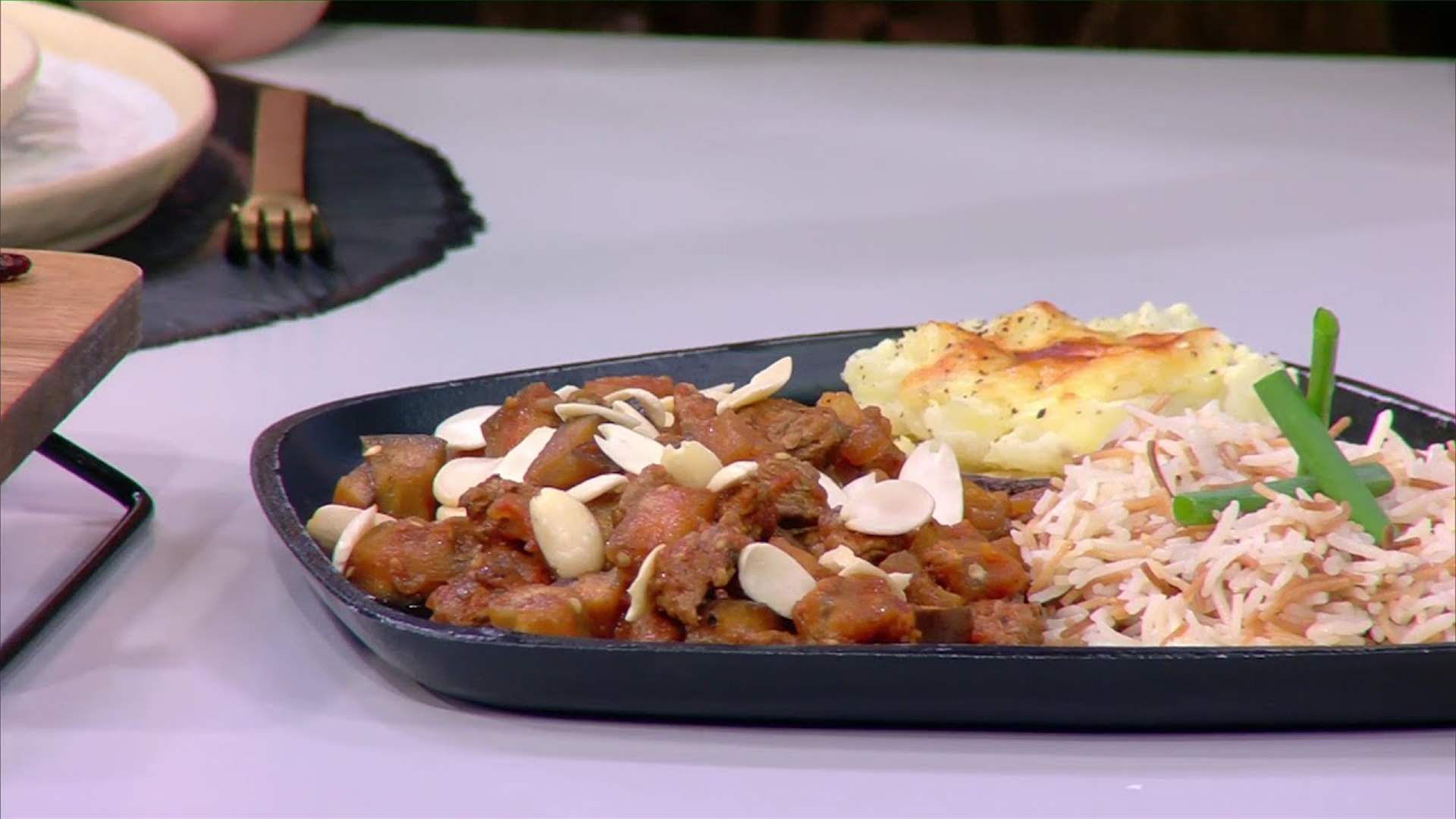 غراتان الباذنجان... وصفة لذيذة على طريقة الشيف فادي زغيب (فيديو)