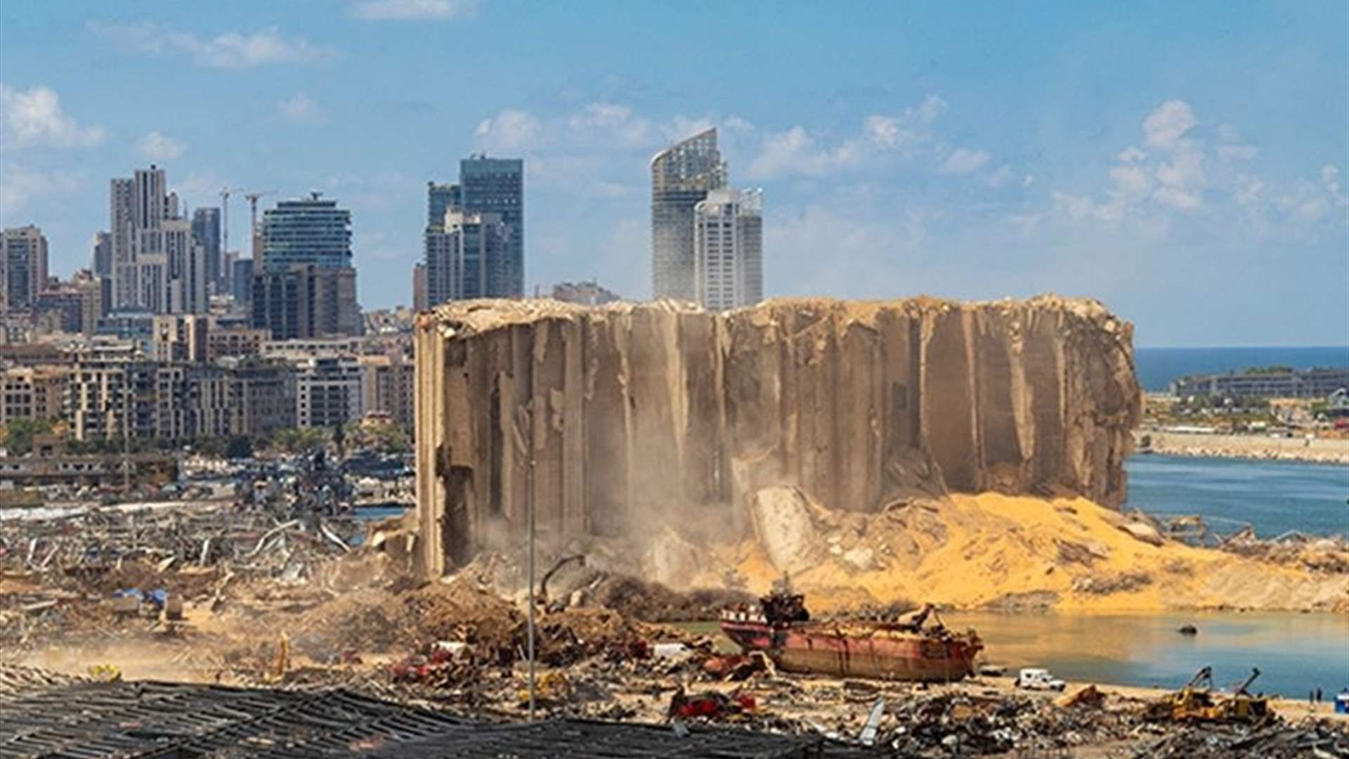 &quot;تجمع أهالي شهداء انفجار المرفأ&quot; إلى رئيس مجلس القضاء الأعلى ووزير العدل وكل معنيّ: نسألكم الأسئلة التالية