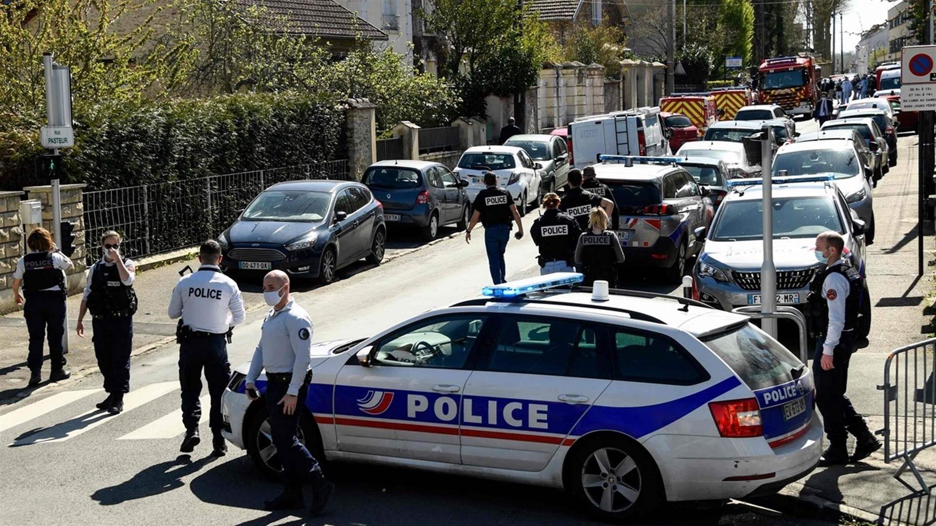 رجل يصدم مشاة بسيارته في فرنسا ويوقع عشرة جرحى 