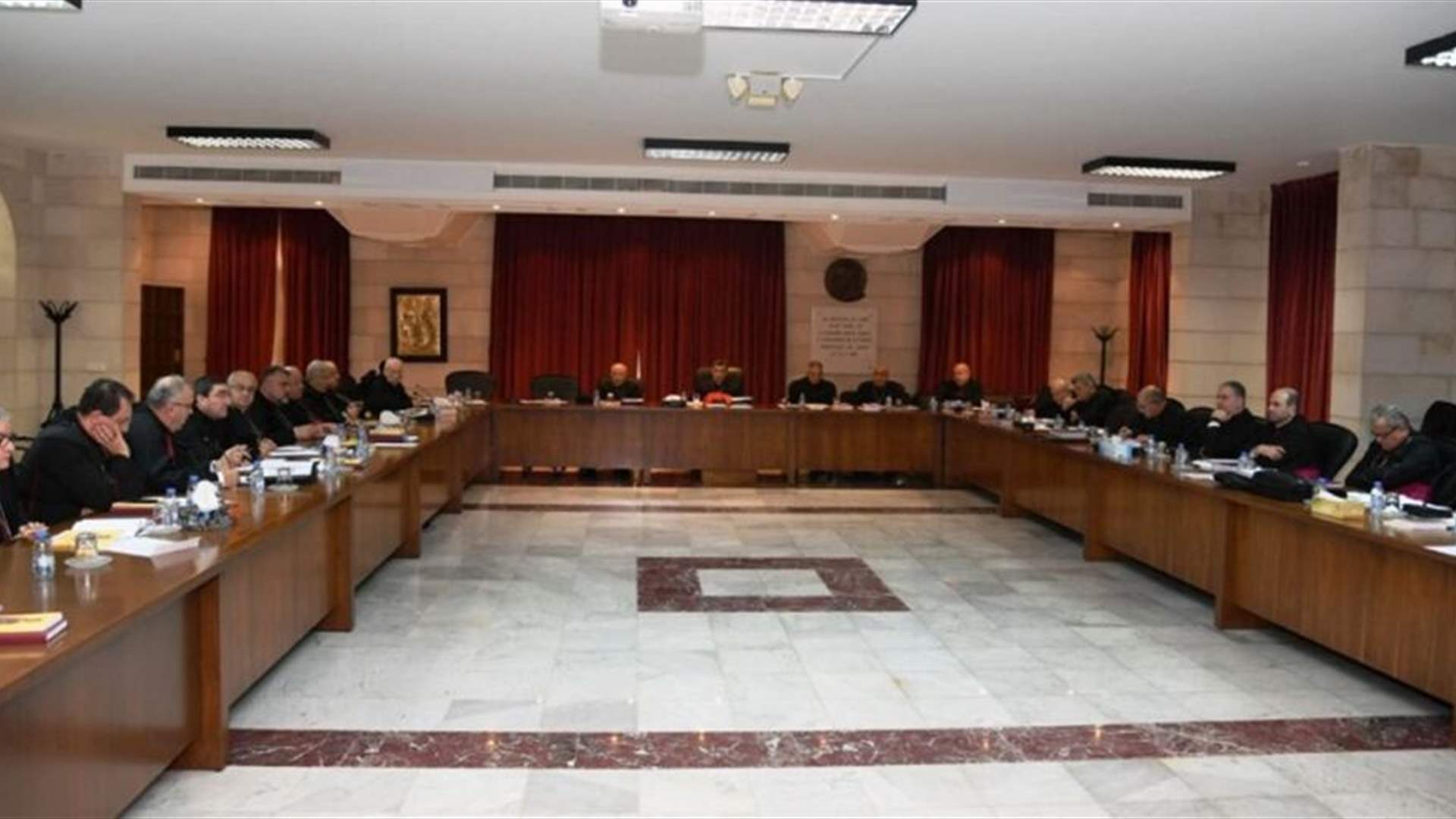 &quot;المطارنة الموارنة&quot; أملوا ان تثمر زيارة البابا لاون سلاما في لبنان والعالم وحذروا من أيّ تلكؤ في معالجة مشكلة السلاح 