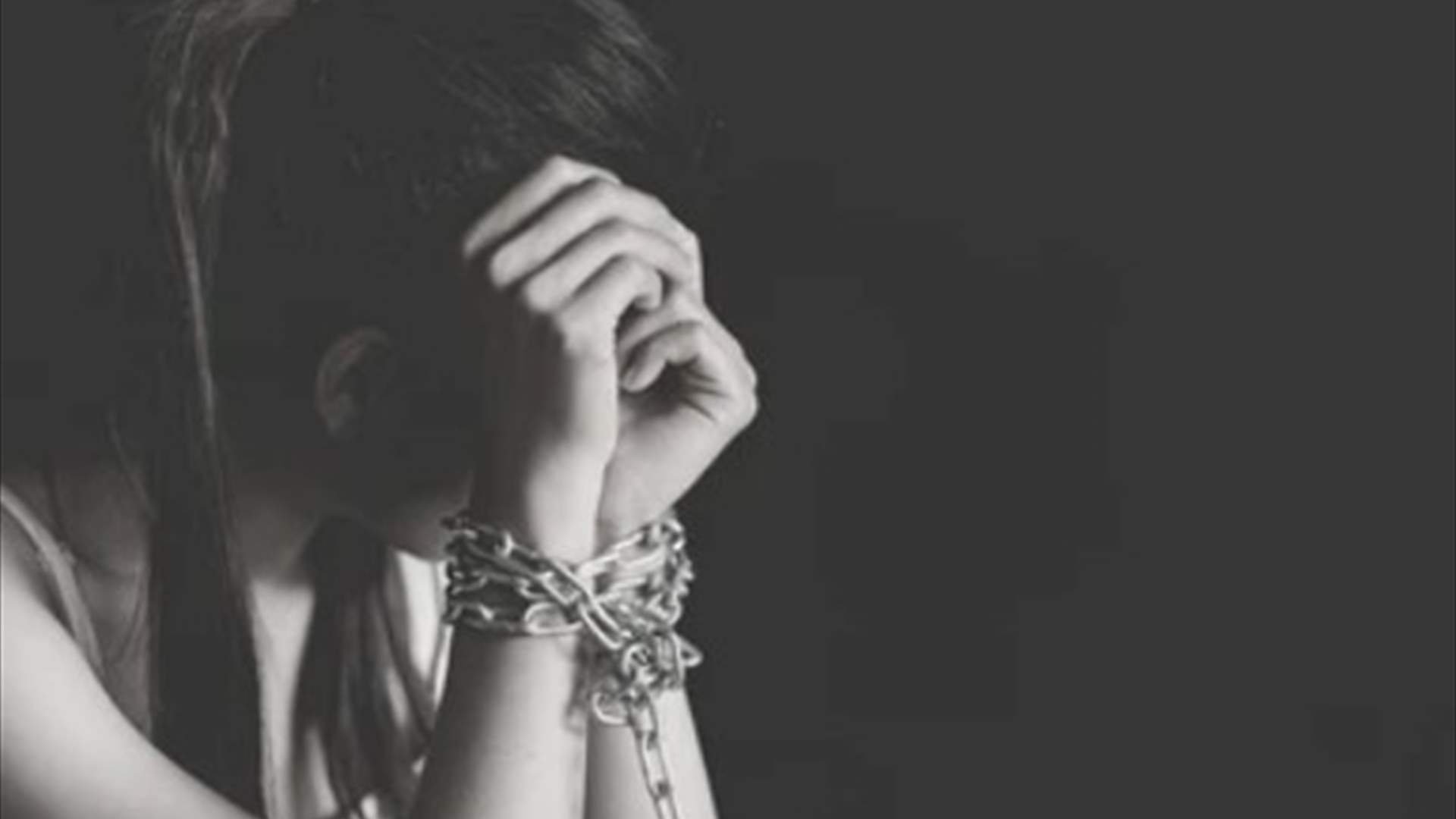 تعرّضت لأشنع أنواع التعذيب على يد أصدقائها لأنهم &quot;لم يعودوا يحبونها&quot;... وهكذا عثرت عليها الشرطة!