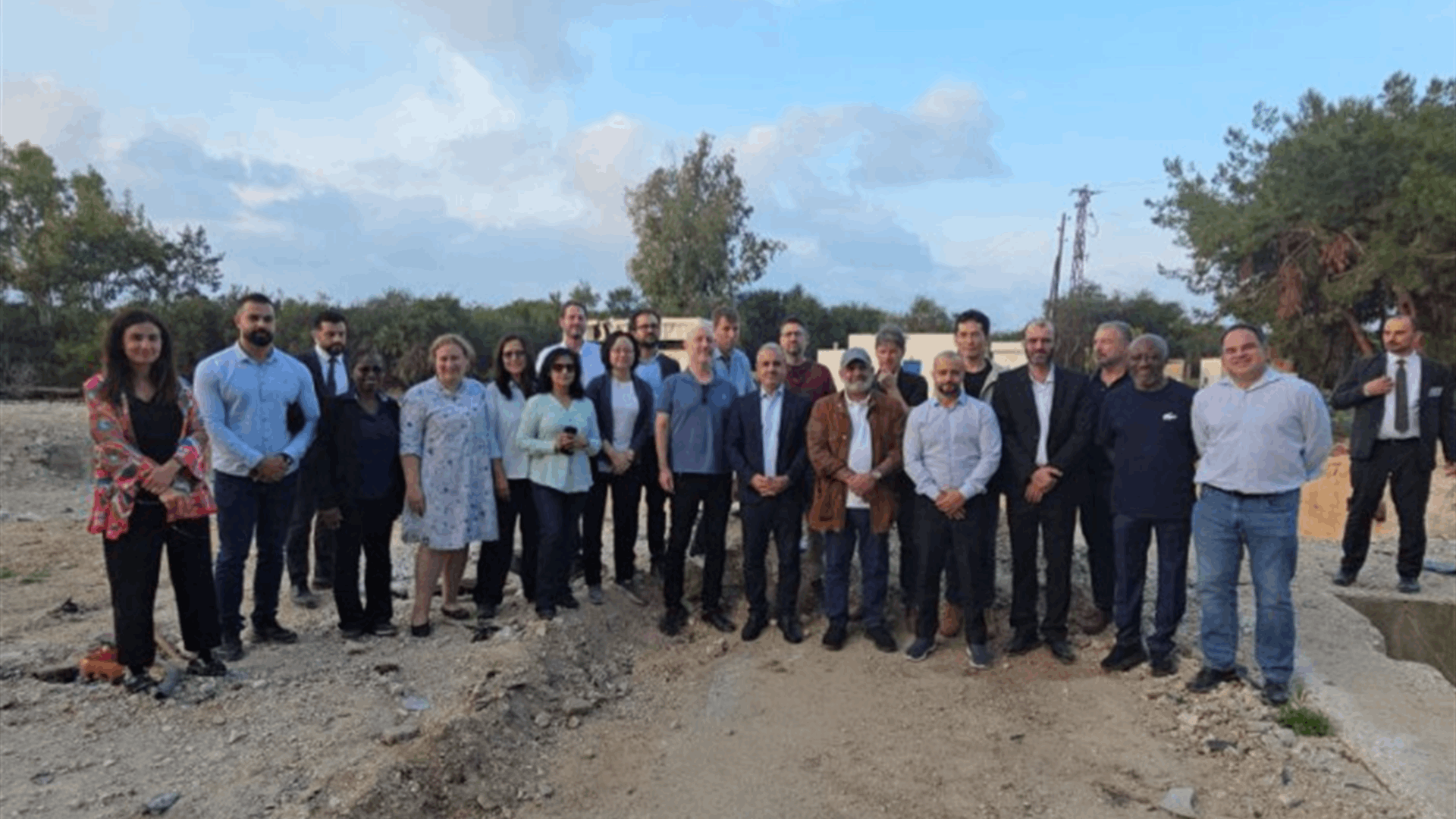 وفد من البنك الدولي تفقد محطة مياه صور المدمرة وأكد تقديم الدعم