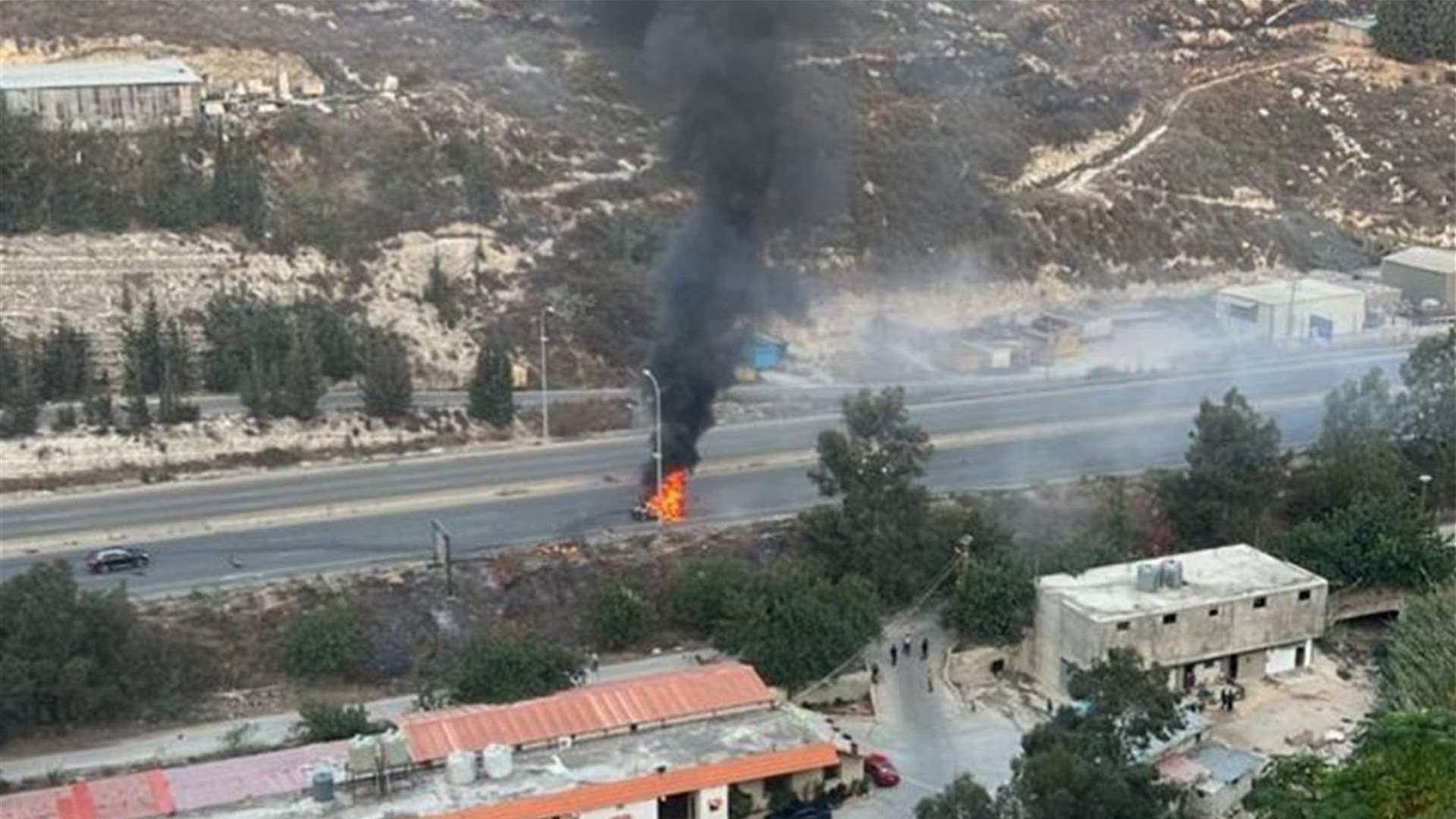 Israeli strike targets car on Al-Baisariyah–Sarafand highway in South Lebanon