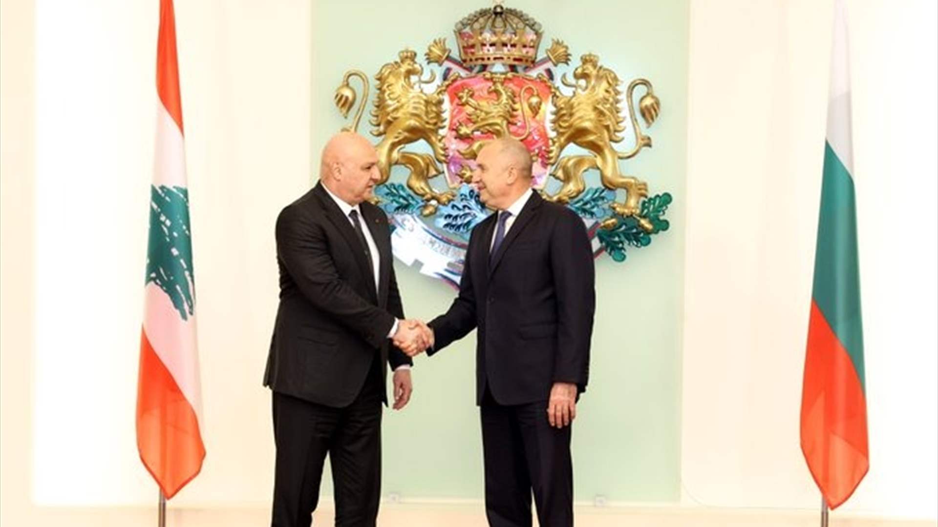 Lebanese President meets Bulgarian counterpart: We agreed to back Lebanese Army