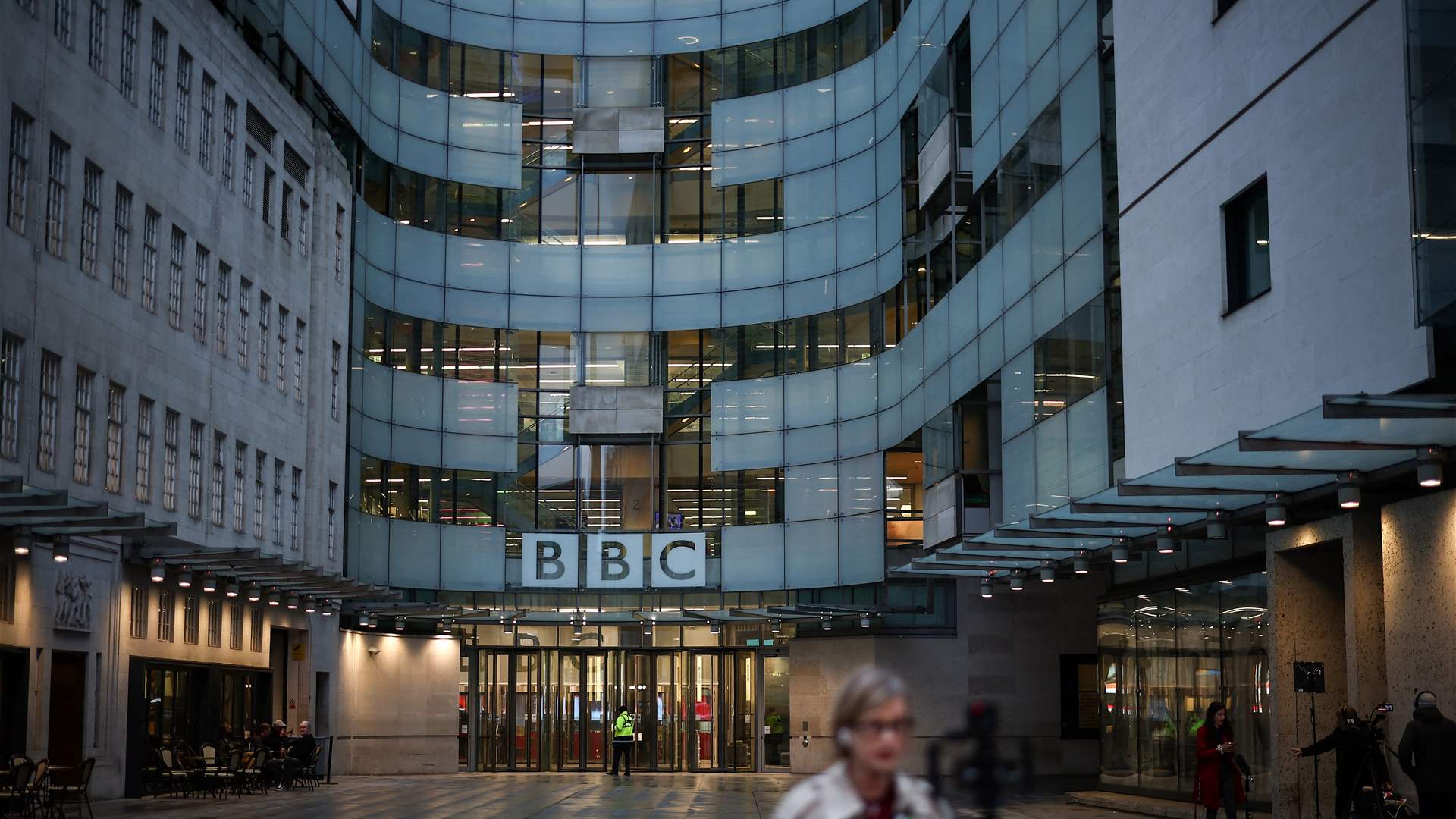 ستارمر يؤكد دعمه لـ&quot;بي بي سي قوية ومستقلة&quot; في &quot;عصر يسوده التضليل&quot; 