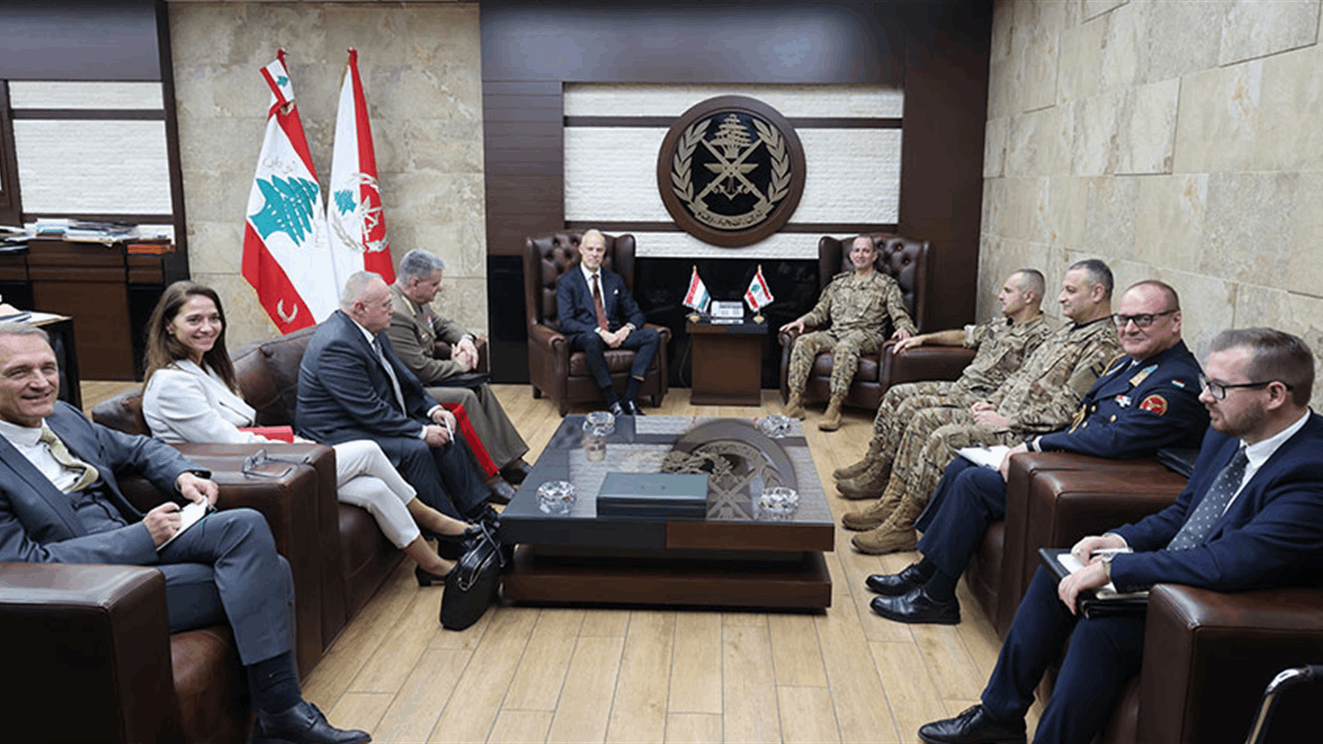 Hungarian Defense Minister meets Lebanese Army commander to discuss military cooperation