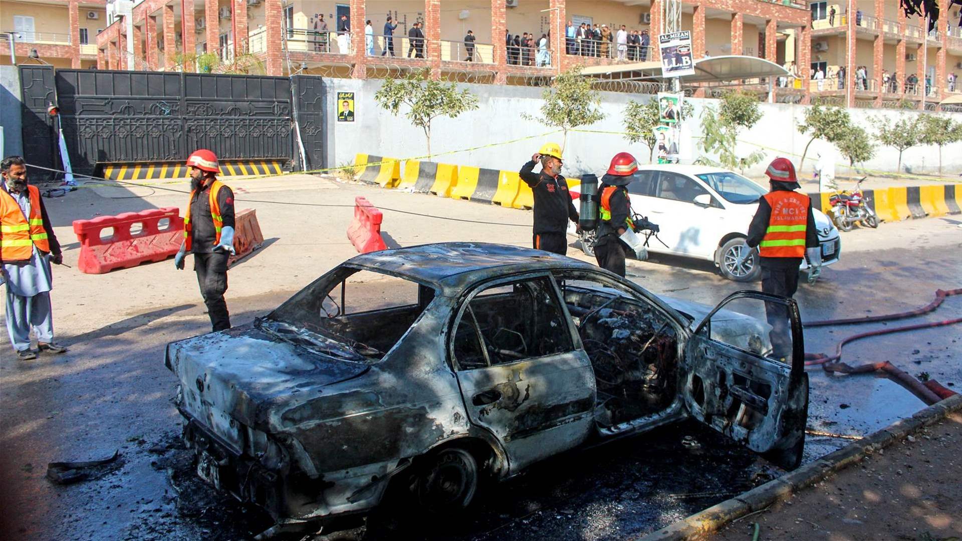 حركة طالبان الباكستانية تتبنى التفجير الانتحاري في إسلام أباد