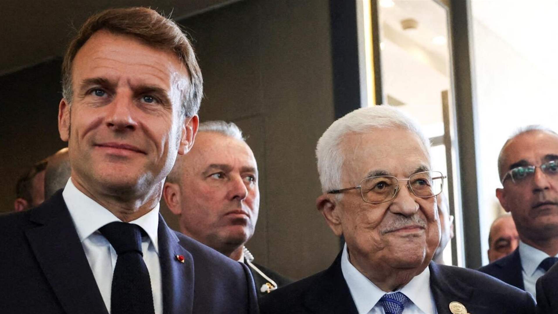 Macron, Abbas announce joint committee to work on Palestinian constitution